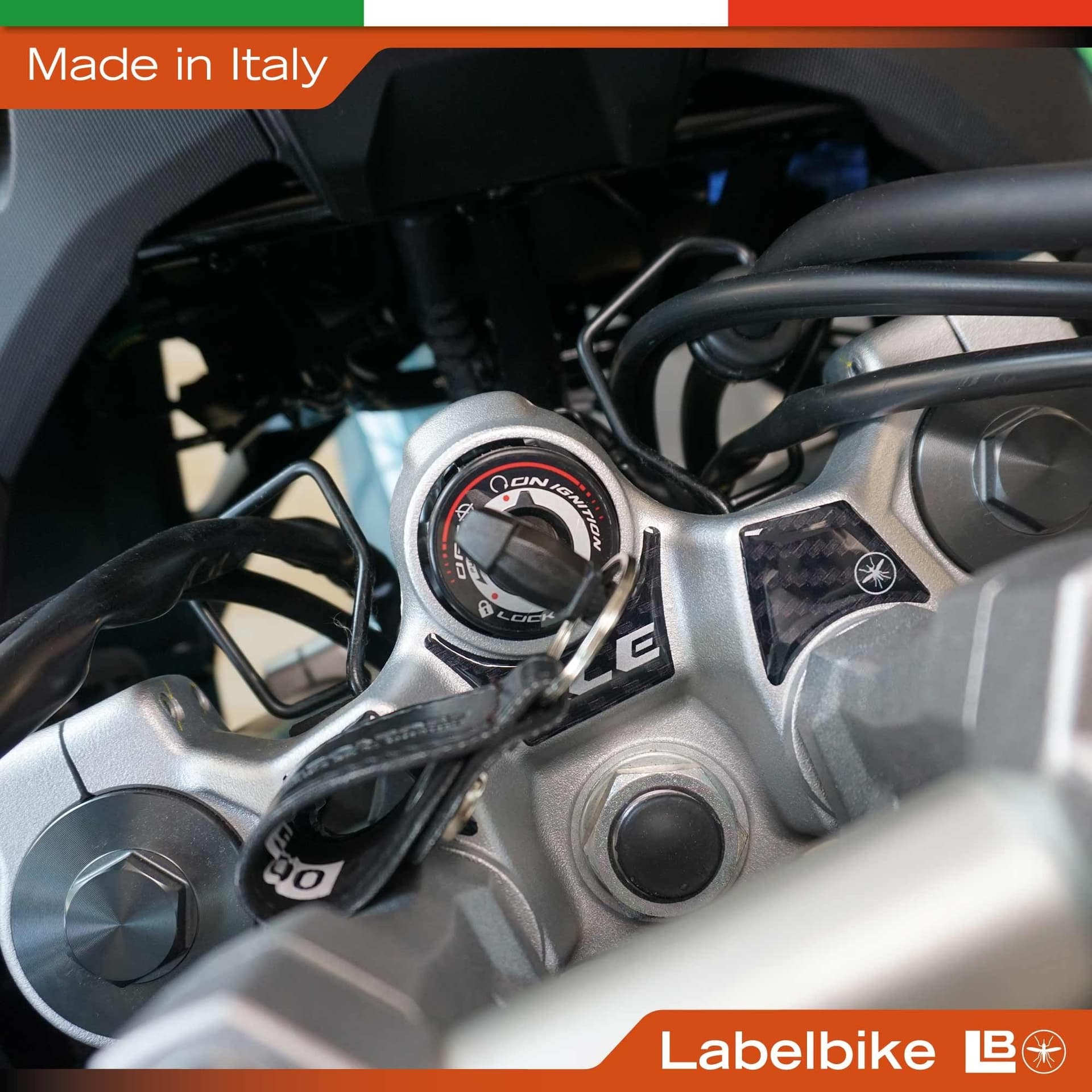 Adesivo 3D Protezione Zona Chiave moto compatibile con Kawasaki KLE500 2026 - 4