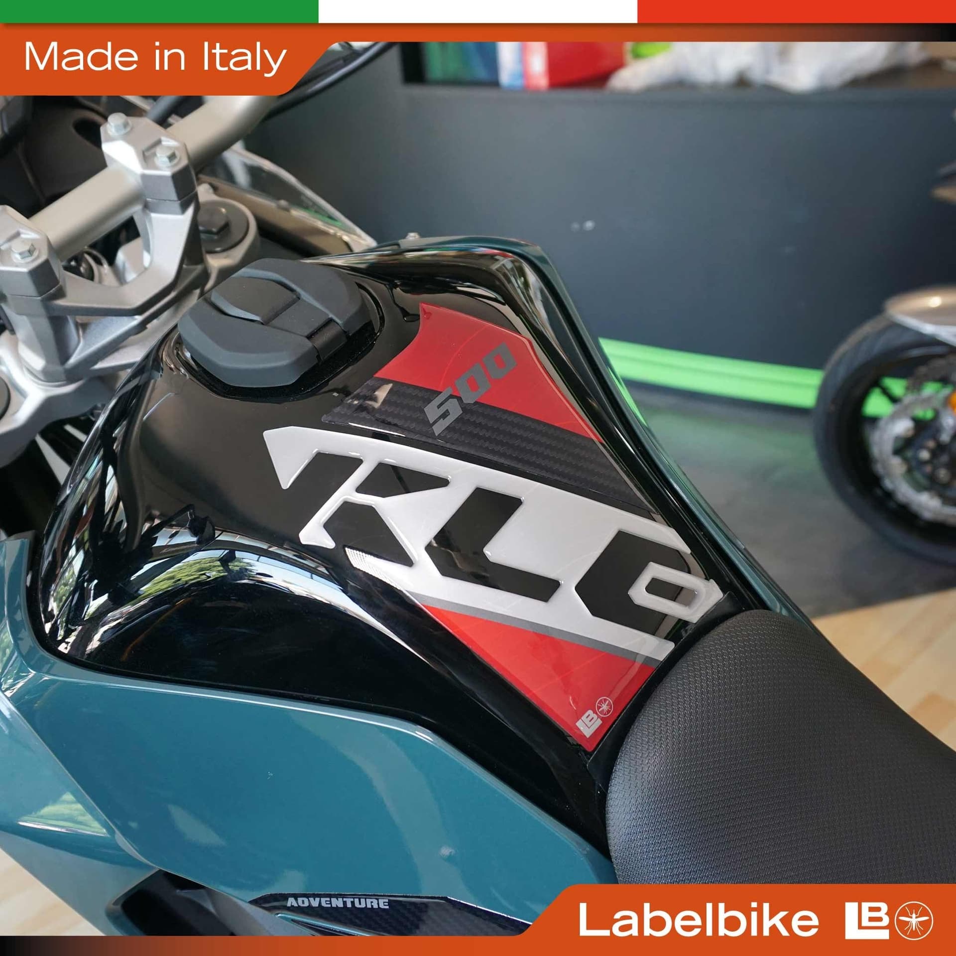 Paraserbatoio Adesivo Protezione moto compatibile con Kawasaki KLE500 2026 - 3