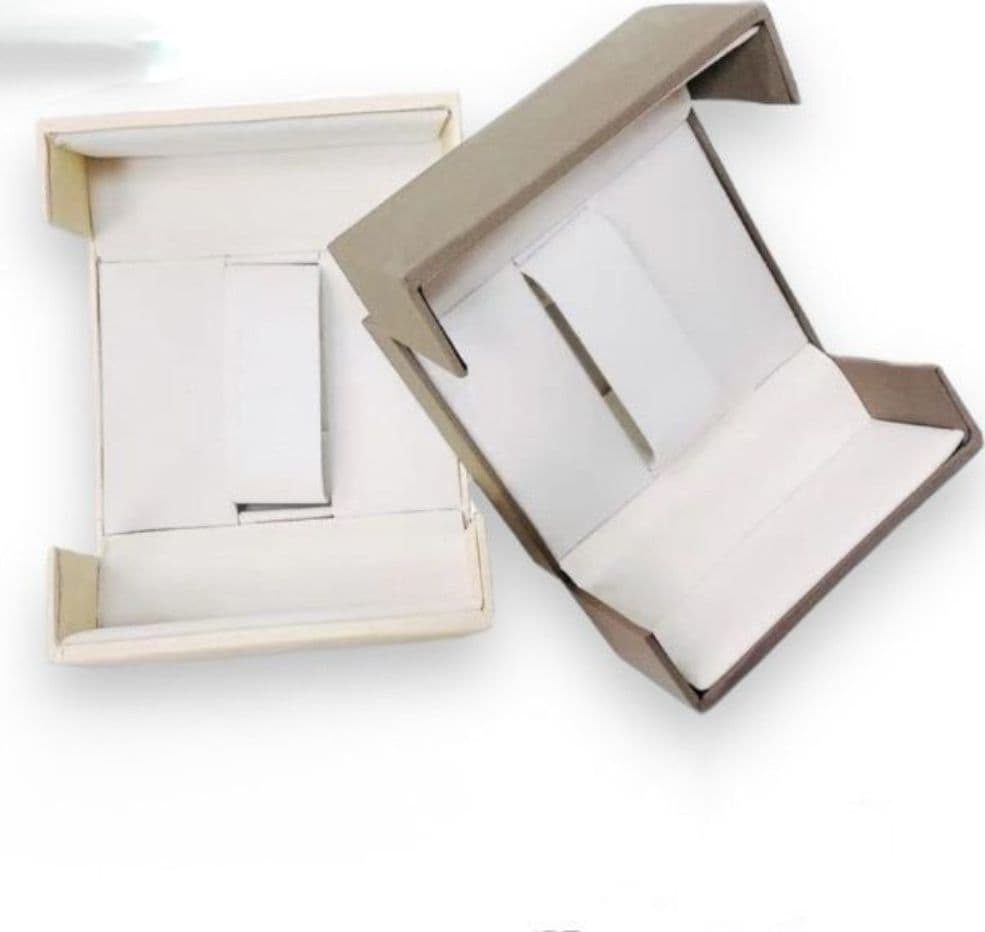 Scatola porta orologio elegante beige 12x10.5x5.5 cm con interno protettivo - 4