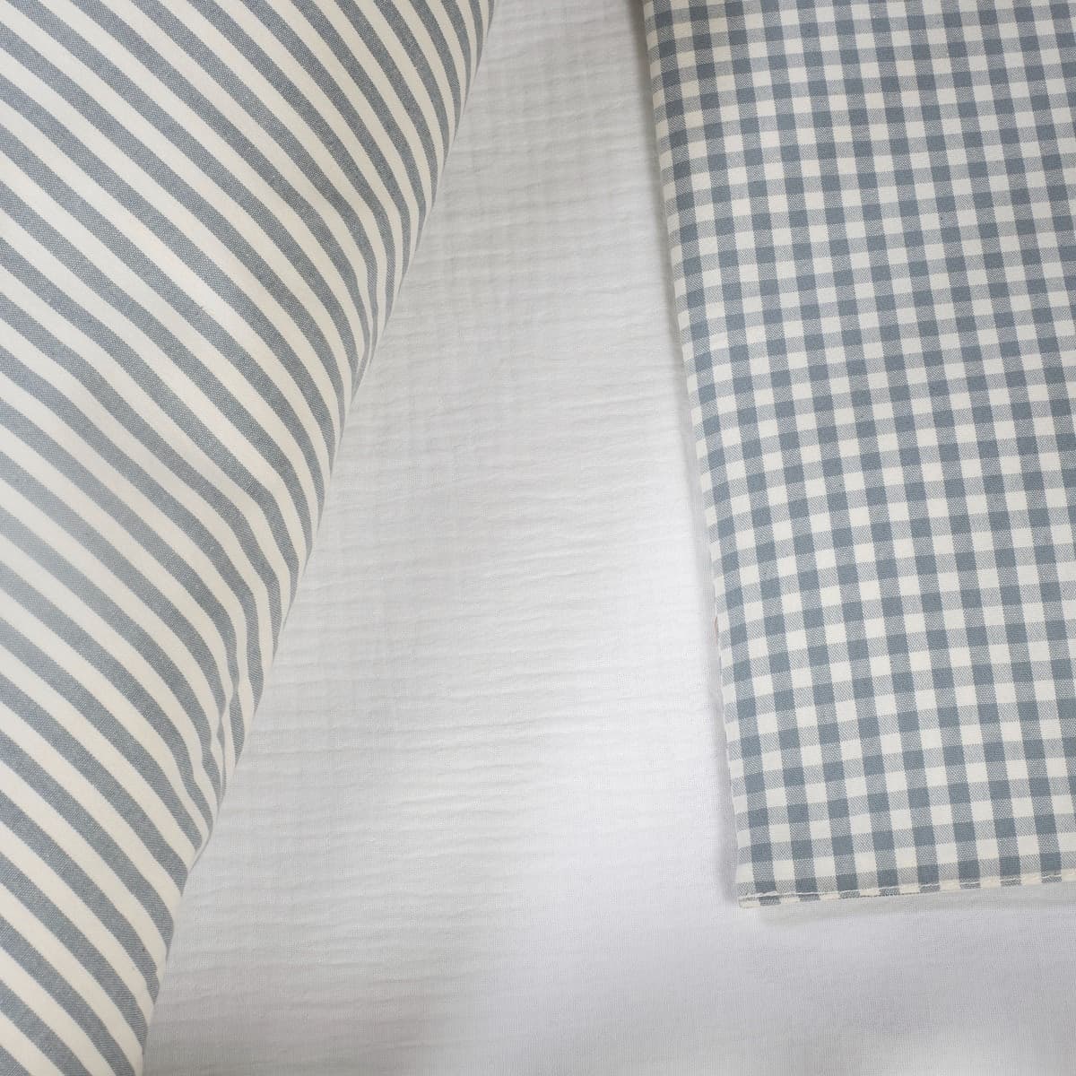Piumino per culla + lenzuolo con angoli + cuscino 120x60 cm Pasito a Pasito WM Praliné Vichy/Strisce Matcha TOG 2,5 - 7