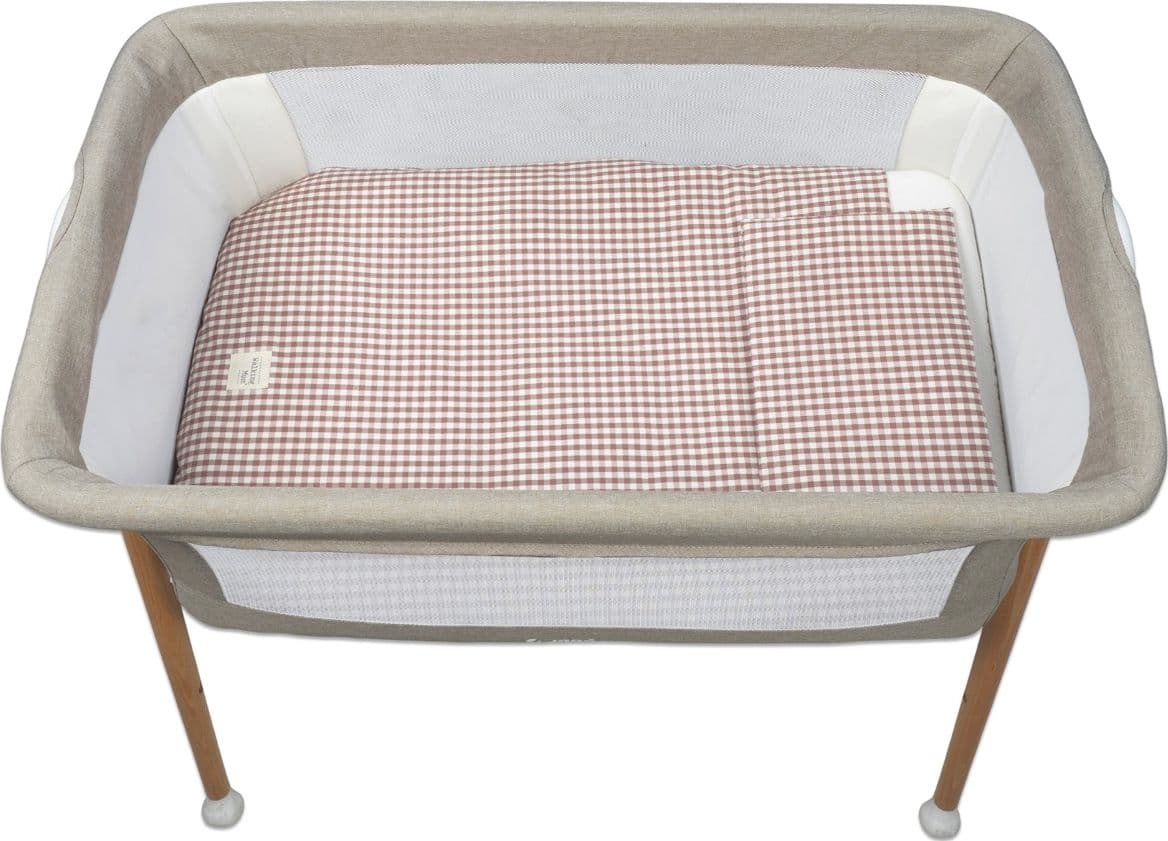 Piumino per culla + lenzuolo con angoli + cuscino 90x50 cm Pasito a Pasito WM Praliné Vichy/Strisce Moka TOG 2,5 - 2