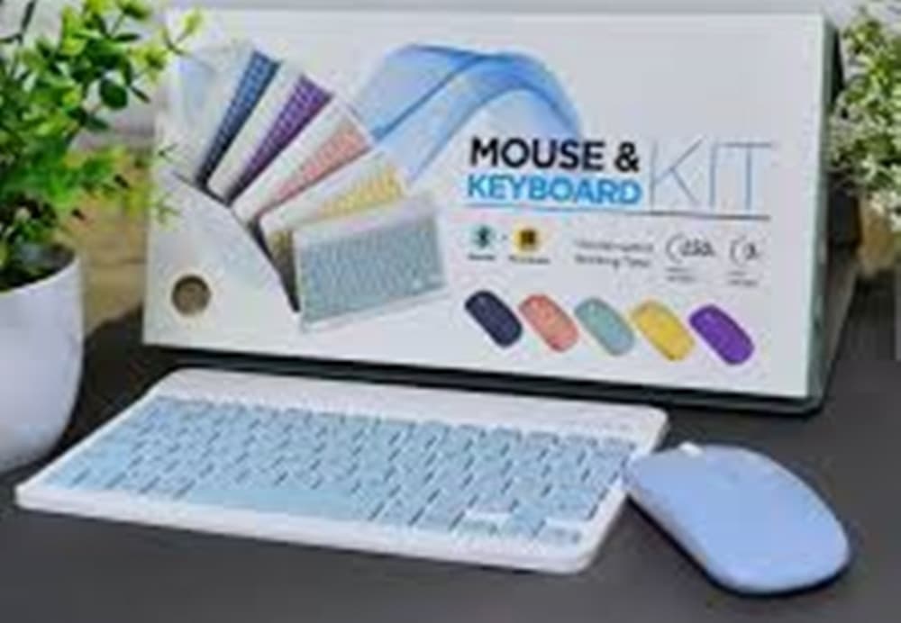 SET MINI TASTIERA MOUSE WIRELESS BLUETOOTH RICARICABILE DESIGN SOTTILE COLORATO CON LUCI - 3