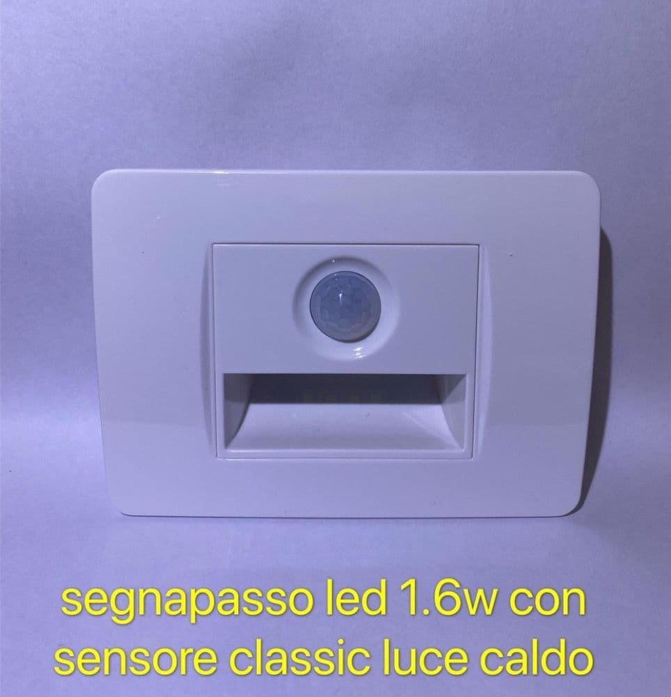 Segnapasso LED da incasso con sensore 1.6W bianco luce calda automatico - 2