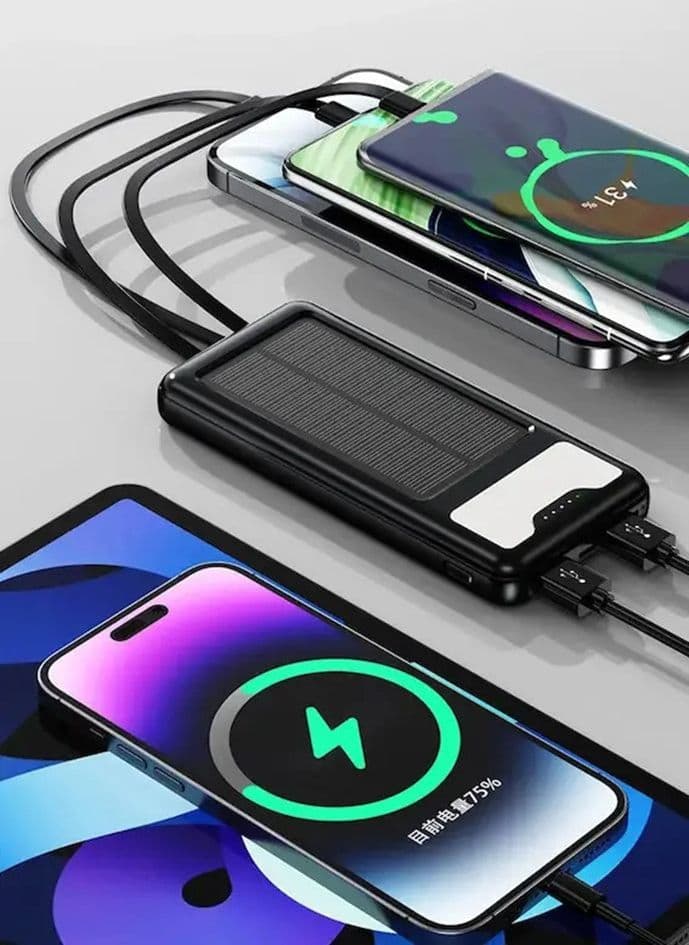 POWER BANK SOLARE A RICARICA RAPIDA 12000MAH CON PORTE USB TYPE-C 4 CAVI INTEGRATI Q-DC79 - 5