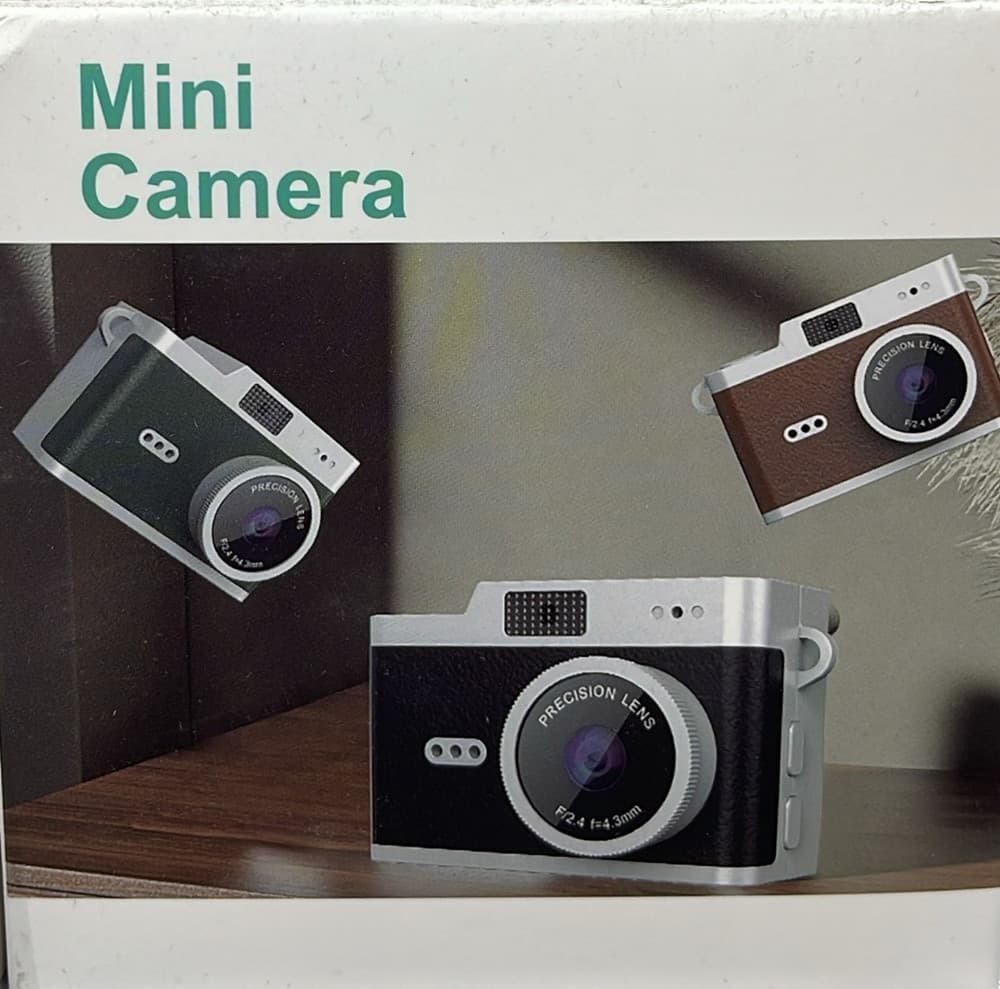 MINI FOTOCAMERA RETRÒ HD DIGITALE RICARICABILE COMPATTA VINTAGE DISPLAY PORTACHIAVI - 2