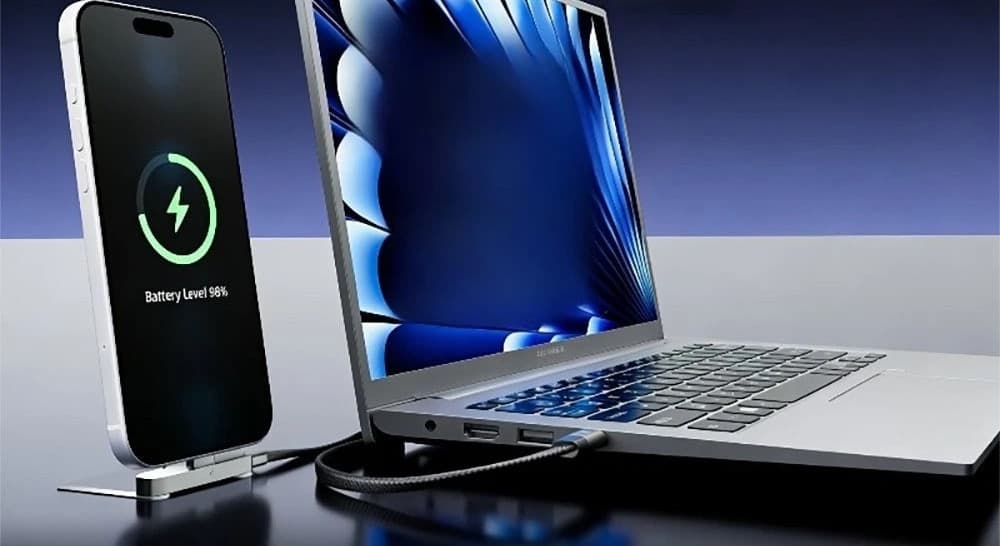CAVO DATI RICARICA RAPIDA DA TYPE-C A TYPE-C DA 240W CON SUPPORTO PIEGHEVOLE PER TELEFONO - 14