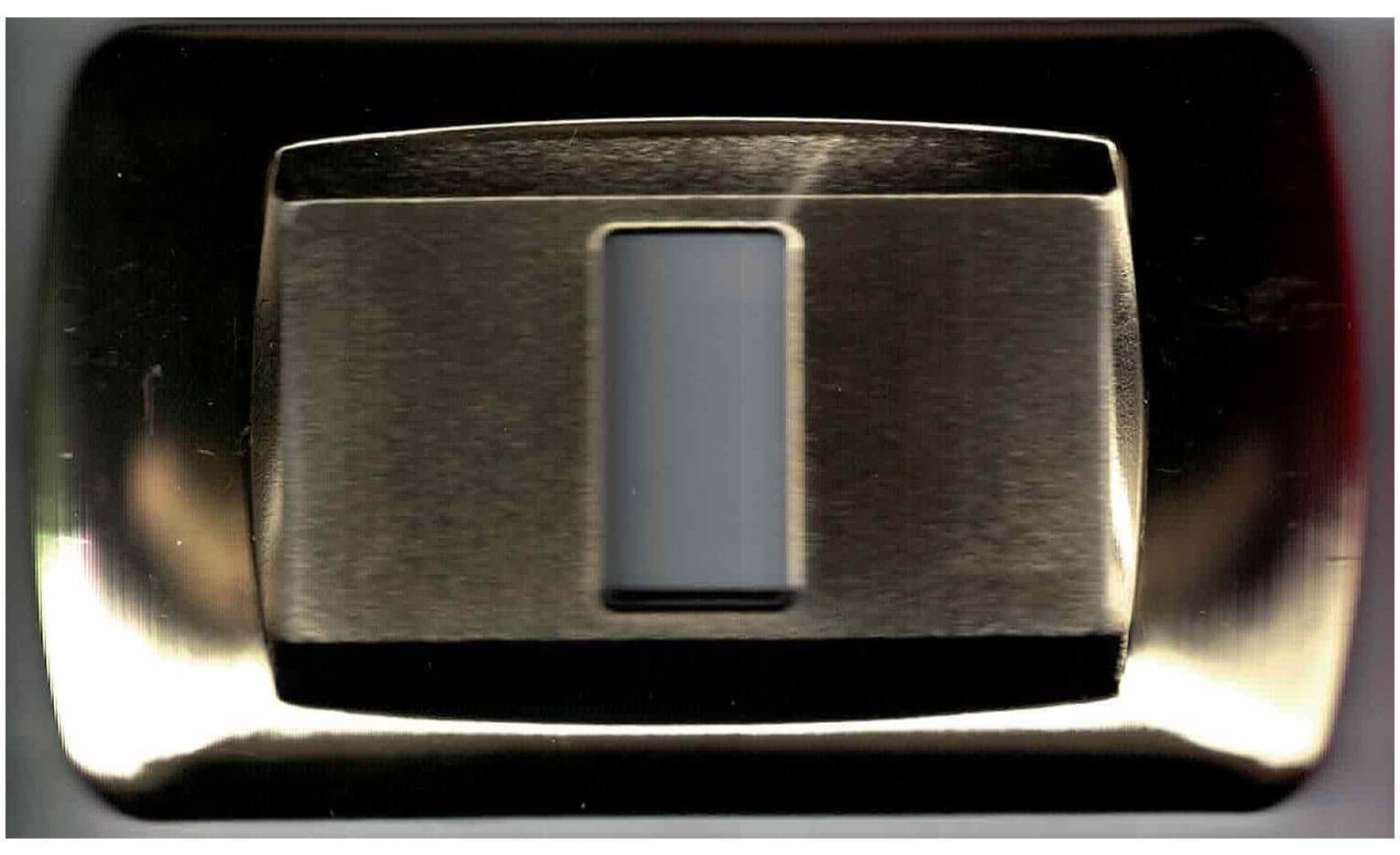 PLACCHETTE PLACCHE IN ABS SERIE MAGIC BTICINO COMPATIBILI PLACCA COPRIPRESE FORI - 27