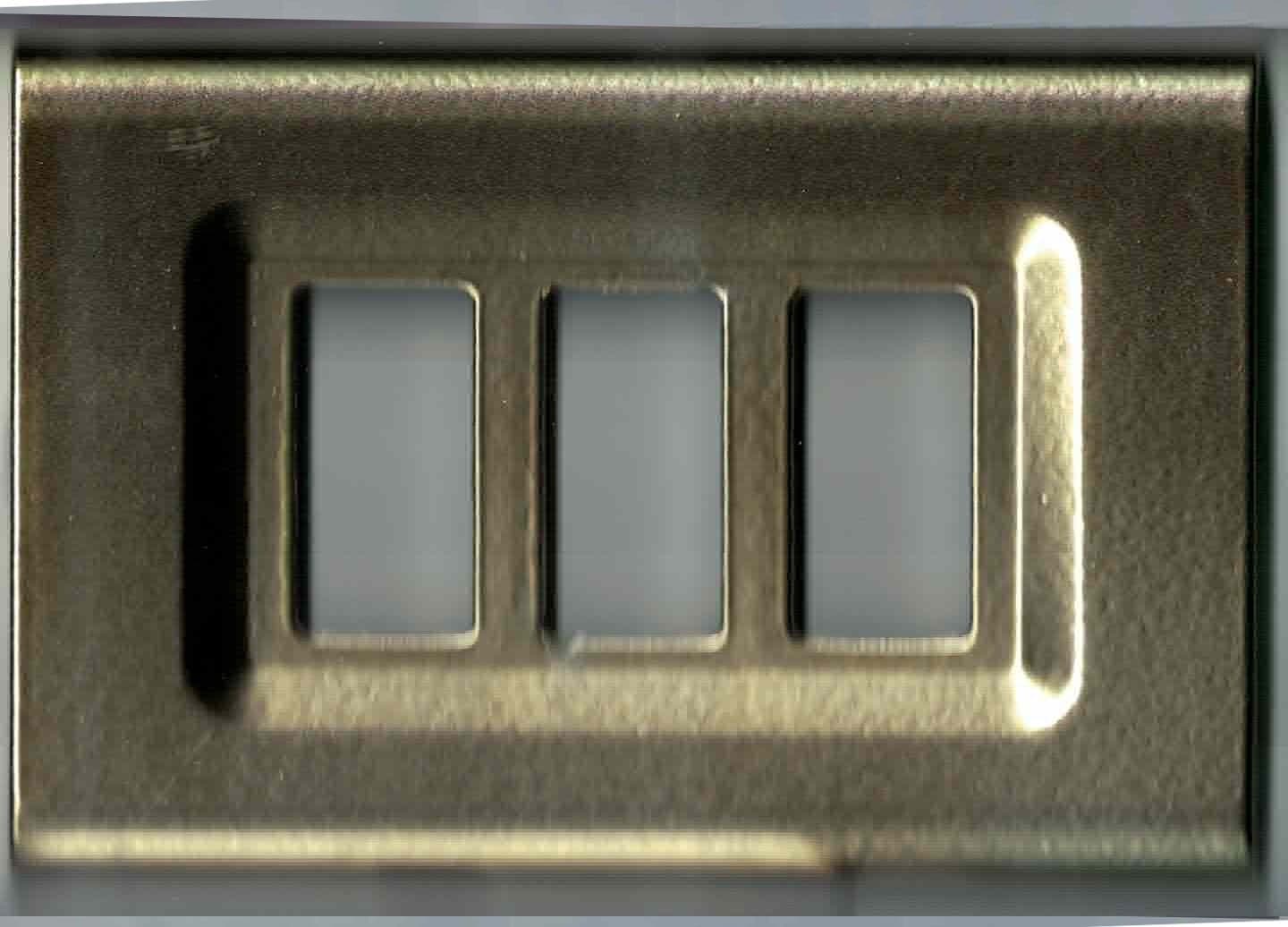 PLACCHETTE PLACCHE IN ABS SERIE MAGIC ELITE BTICINO COMPATIBILI COLOR COPRIPRESE - 43