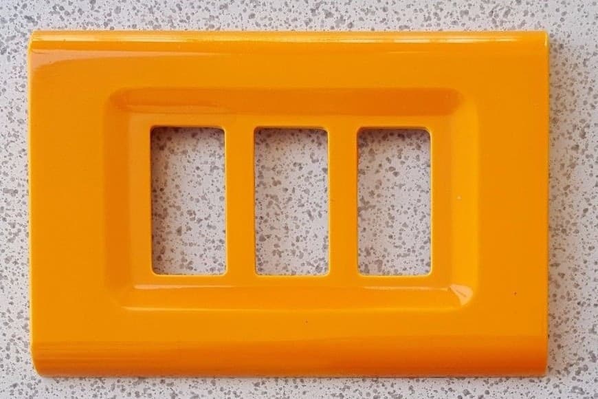 PLACCHETTE PLACCHE IN ABS SERIE MAGIC ELITE BTICINO COMPATIBILI COLOR COPRIPRESE - 50