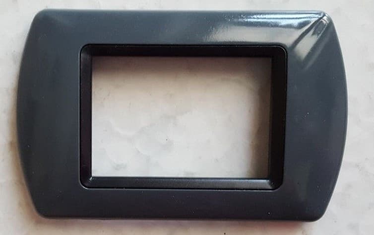 PLACCHETTE PLACCHE IN ABS COMPATIBILI PER SERIE LIVING INTERNATIONAL PLACCA - 43