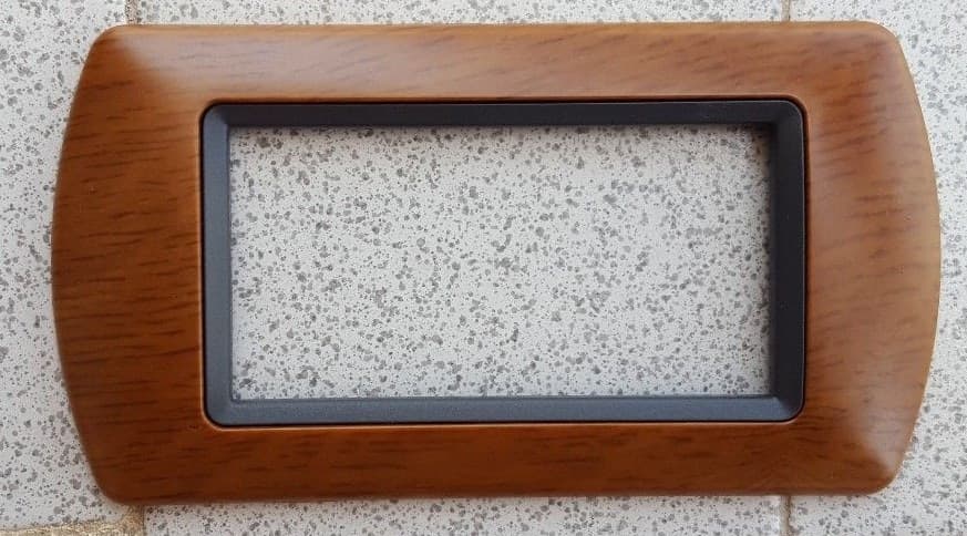 PLACCHETTE PLACCHE IN ABS COMPATIBILI PER SERIE LIVING INTERNATIONAL PLACCA - 50
