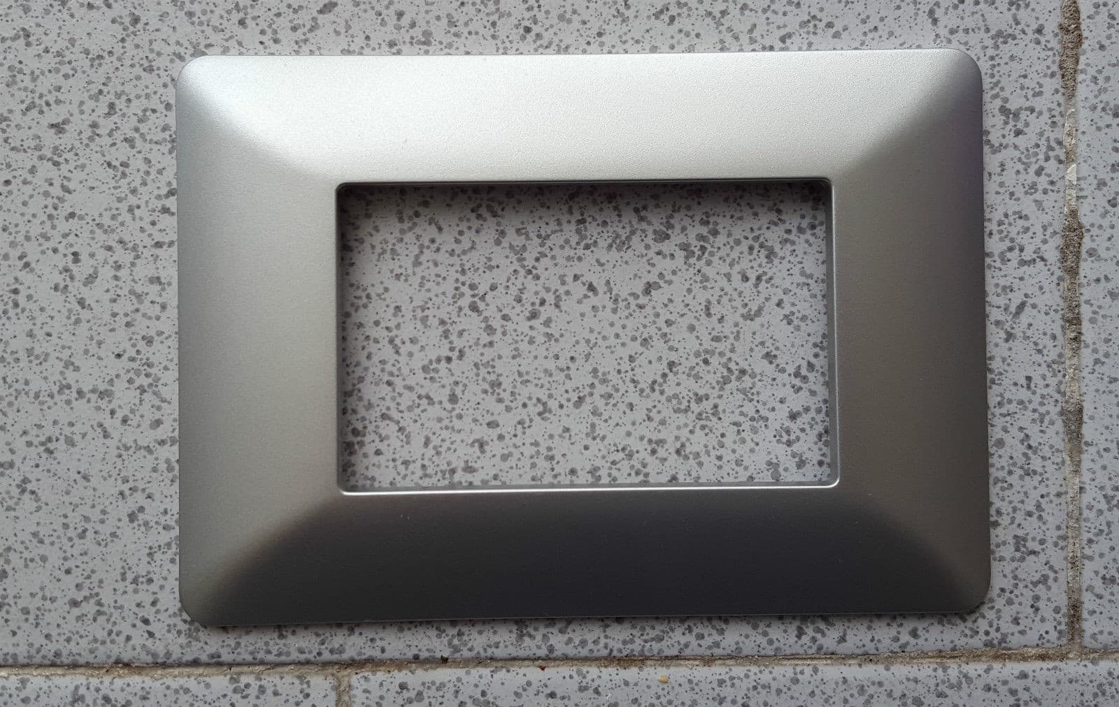 PLACCHETTE PLACCHE IN ABS PER SERIE MATIX BTICINO COMPATIBILE 3 4 6 MODULI COLOR - 54