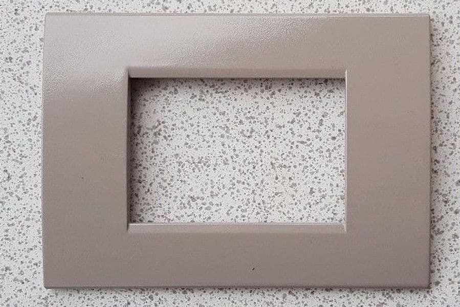 PLACCHETTE PLACCHE IN ABS PER SERIE MATIX BTICINO COMPATIBILE 3 4 6 MODULI COLOR - 48