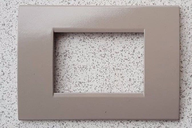 PLACCHETTE PLACCHE IN ABS PER SERIE MATIX BTICINO COMPATIBILE 3 4 6 MODULI COLOR - 48