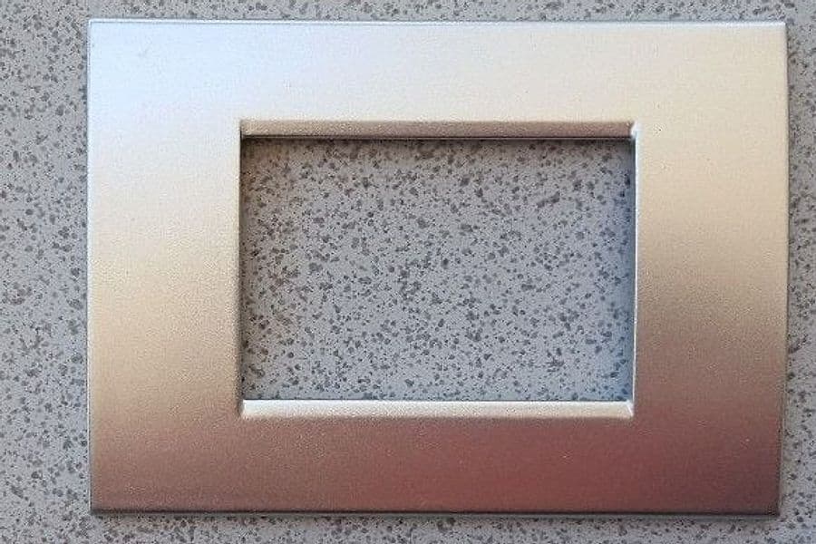 PLACCHETTE PLACCHE IN ABS PER SERIE MATIX BTICINO COMPATIBILE 3 4 6 MODULI COLOR - 50