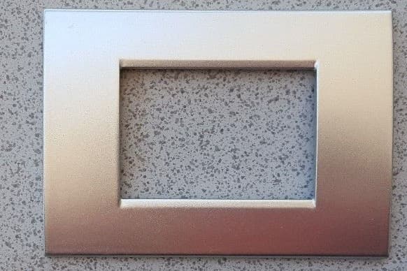 PLACCHETTE PLACCHE IN ABS PER SERIE MATIX BTICINO COMPATIBILE 3 4 6 MODULI COLOR - 50