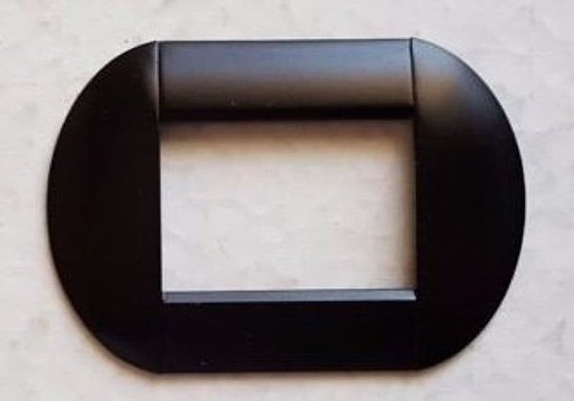 PLACCA PLACCHE PLACCHETTE COMPATIBILI LIVING INTERNATIONAL LIGHT BOMBATE BTICINO - 59