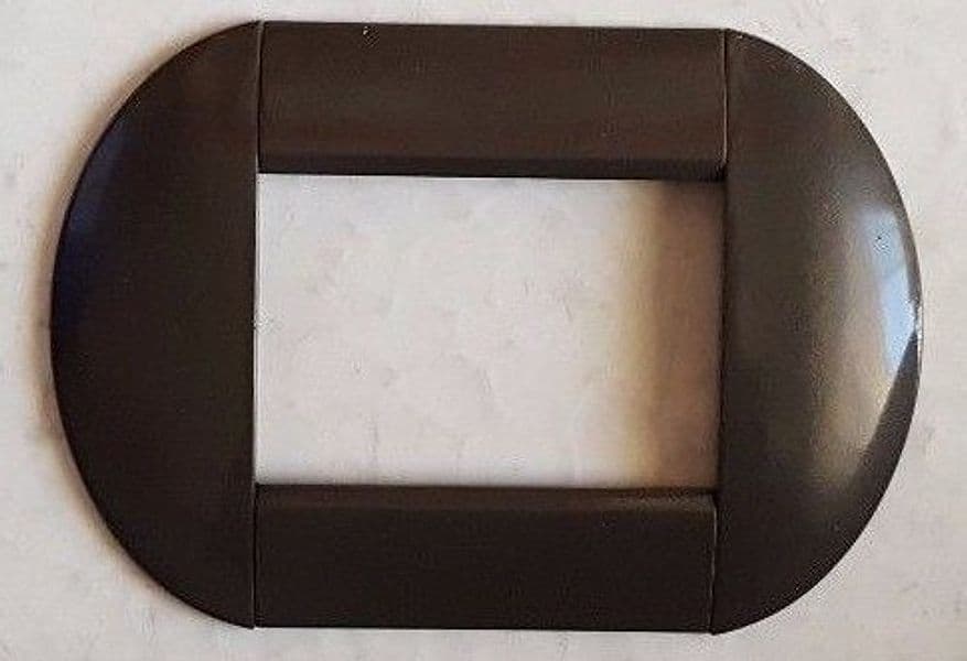 PLACCA PLACCHE PLACCHETTE COMPATIBILI LIVING INTERNATIONAL LIGHT BOMBATE BTICINO - 61