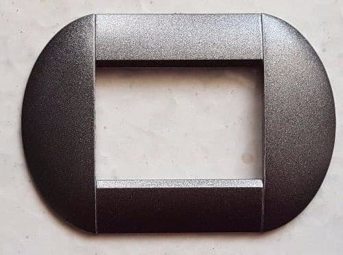 PLACCA PLACCHE PLACCHETTE COMPATIBILI LIVING INTERNATIONAL LIGHT BOMBATE BTICINO - 73