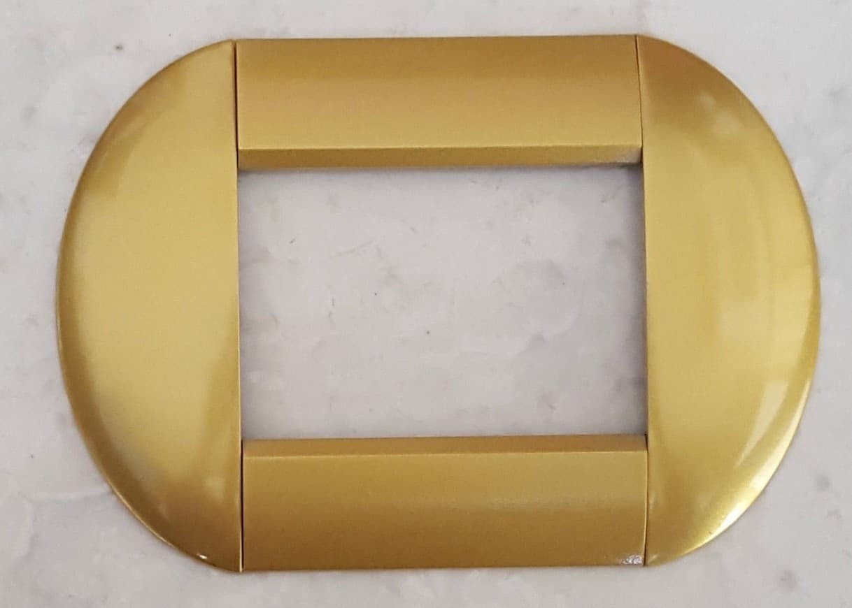 PLACCA PLACCHE PLACCHETTE COMPATIBILI LIVING INTERNATIONAL LIGHT BOMBATE BTICINO - 31