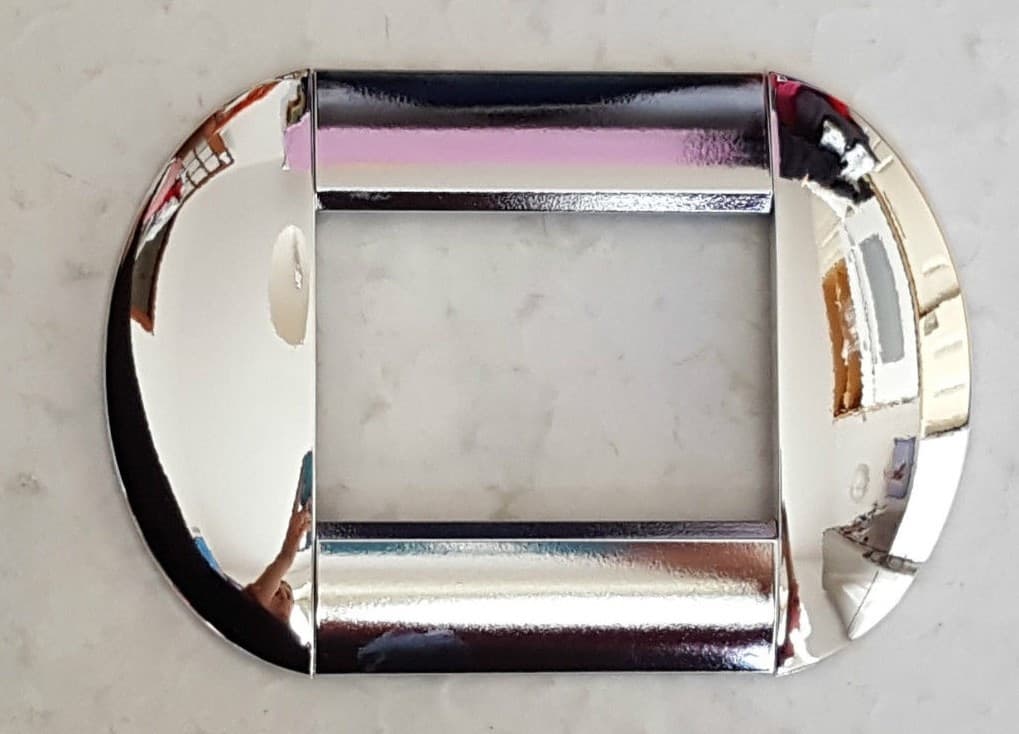 PLACCA PLACCHE PLACCHETTE COMPATIBILI LIVING INTERNATIONAL LIGHT BOMBATE BTICINO - 34