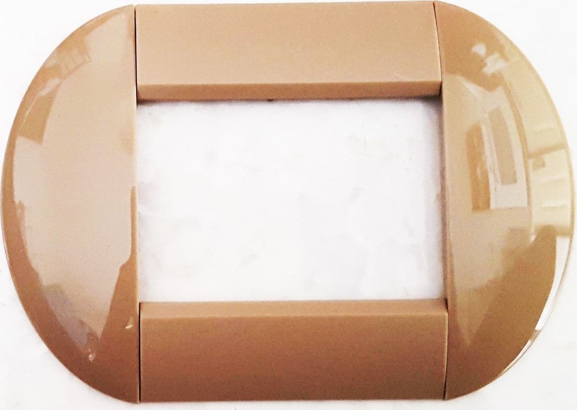 PLACCA PLACCHE PLACCHETTE COMPATIBILI LIVING INTERNATIONAL LIGHT BOMBATE BTICINO - 45