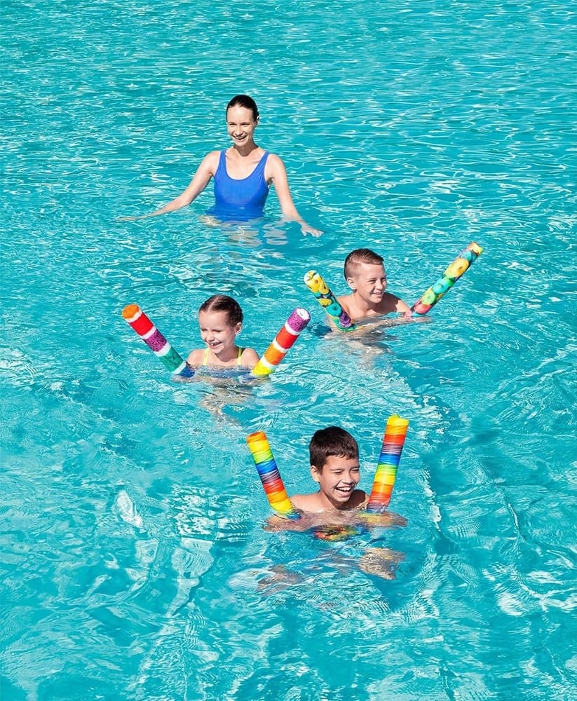 TUBO GALLEGGIANTE IN SCHIUMA AQUA BONES PER PISCINA 6,4X122CM FANTASIE ASSORTITE 32217 - 11