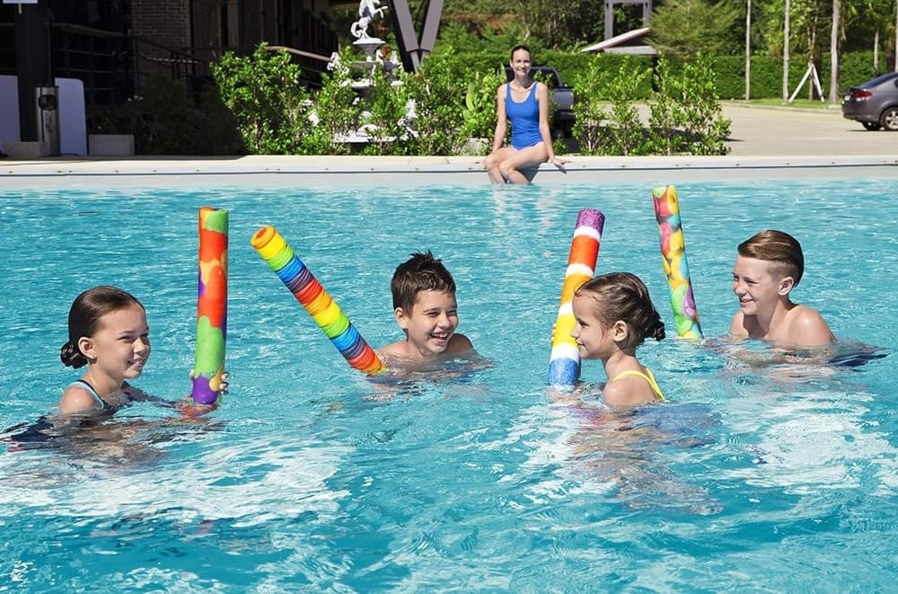 TUBO GALLEGGIANTE IN SCHIUMA AQUA BONES PER PISCINA 6,4X122CM FANTASIE ASSORTITE 32217 - 7