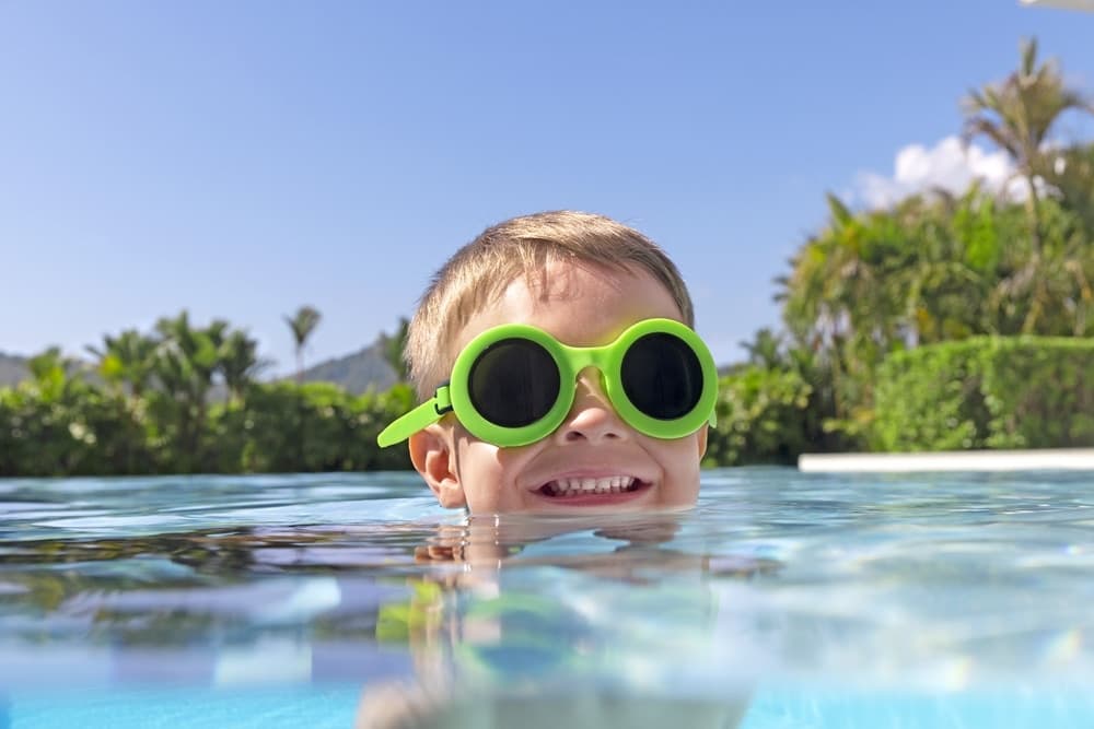 OCCHIALINI DA NUOTO AQUASHADES PER BAMBINI 3+ ANNI FASCIA REGOLABILE IN SILICONE 21178 - 21