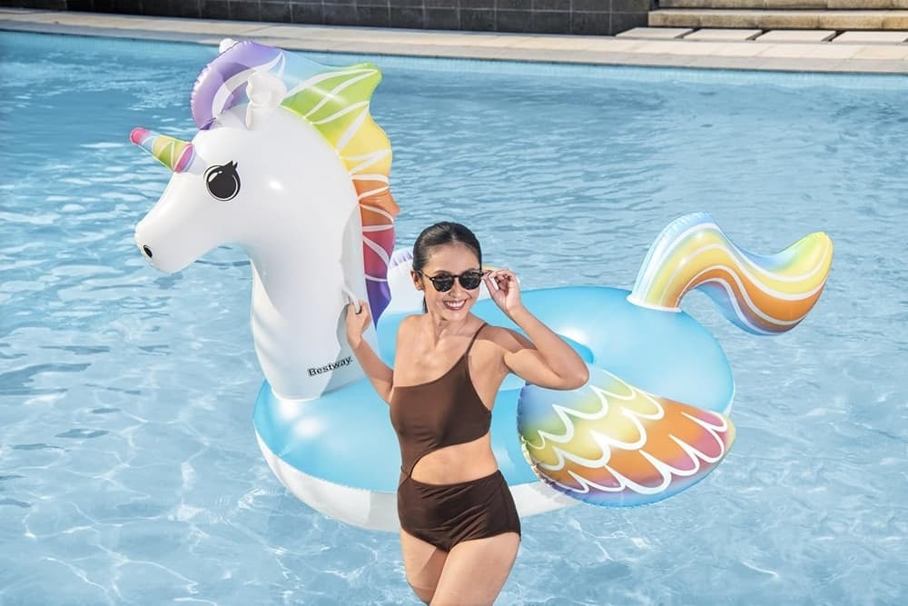 CAVALCABILE GONFIABILE DA PISCINA A FORMA DI UNICORNO GIGANTE 224X164CM MANIGLIE 41113 - 12
