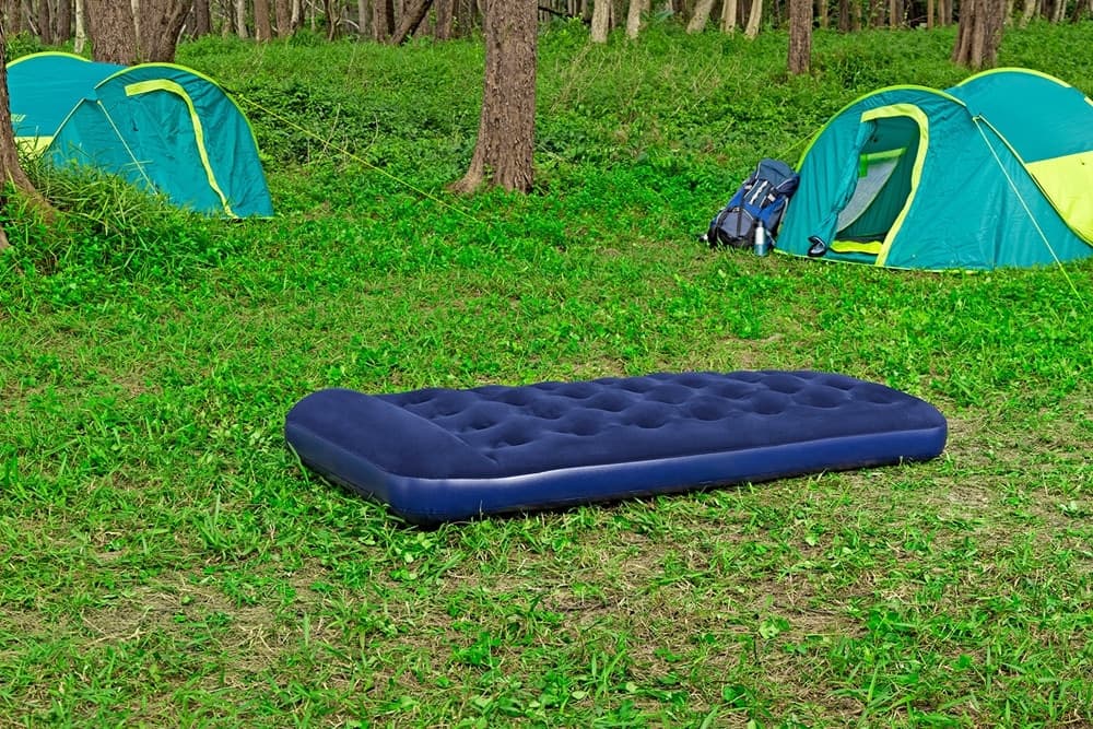 MATERASSINO GONFIABILE SINGOLO FLOCCATO CON POMPA A PEDALE INTEGRATA 188X99X28 CM 67224 - 12