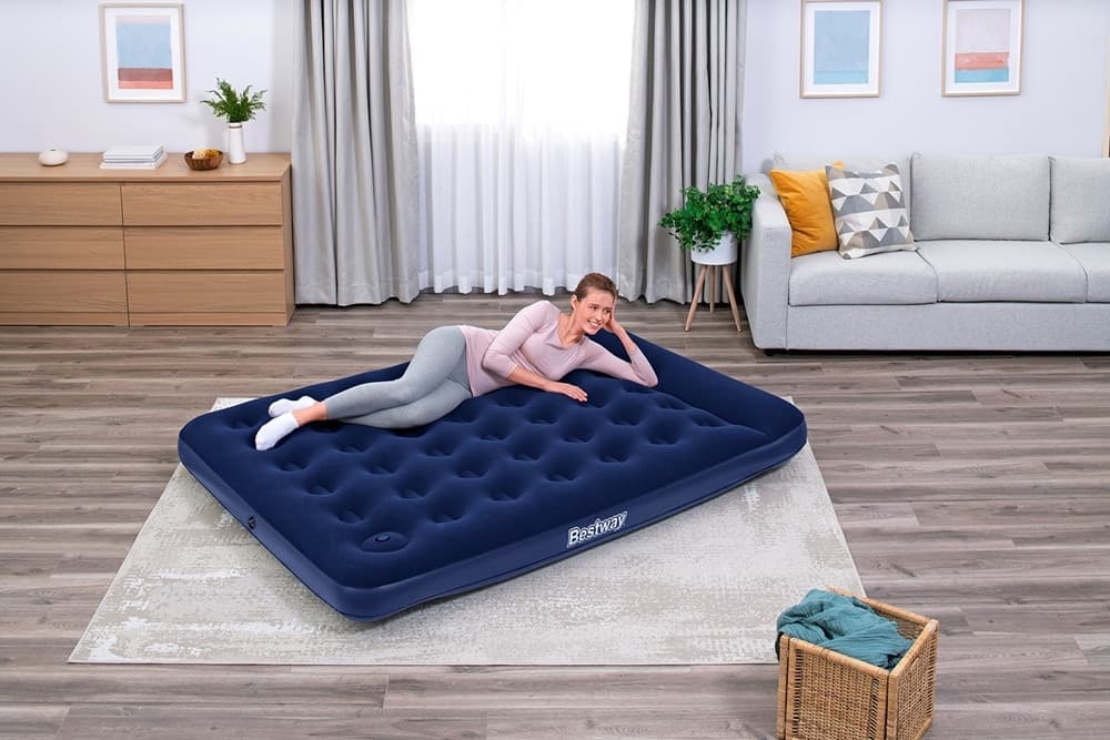 MATERASSO GONFIABILE MATRIMONIALE FLOCCATA CON POMPA A PEDALE INTEGRATA 203X152X28CM 67226 - 2