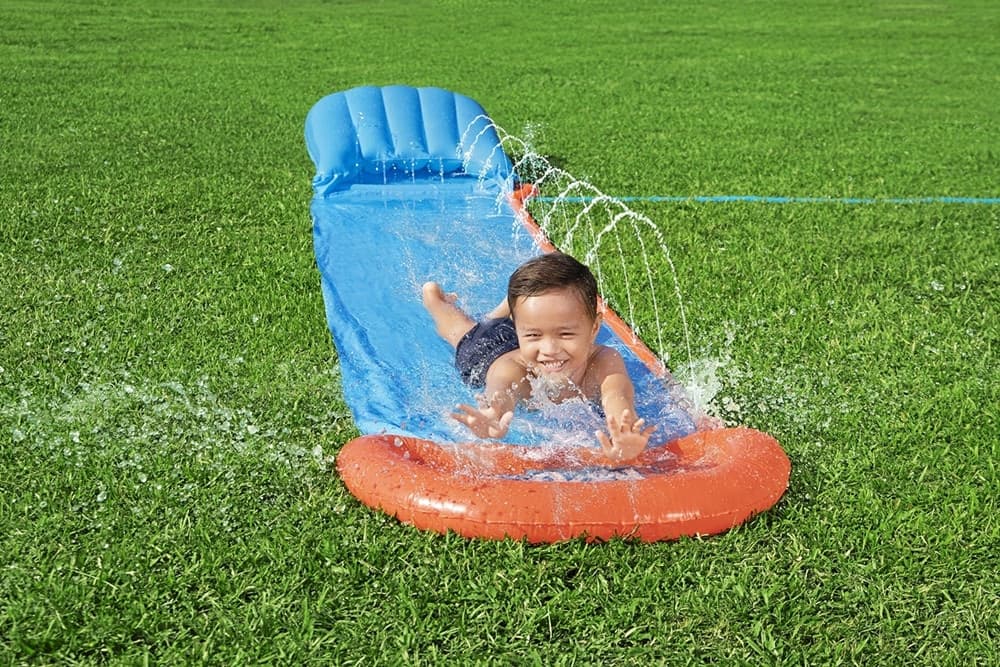 SCIVOLO ACQUATICO GONFIABILE MONOPOSTO 488 CM CON SPRUZZATORI D'ACQUA PER GIARDINO 52477 - 5
