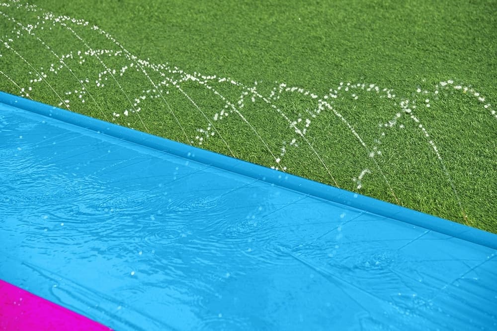 SCIVOLO ACQUATICO PER 2 PERSONE CON TAVOLE SURF LAMA GONFIABILI 488CM BAMBINI GIARDINO 52320 - 5