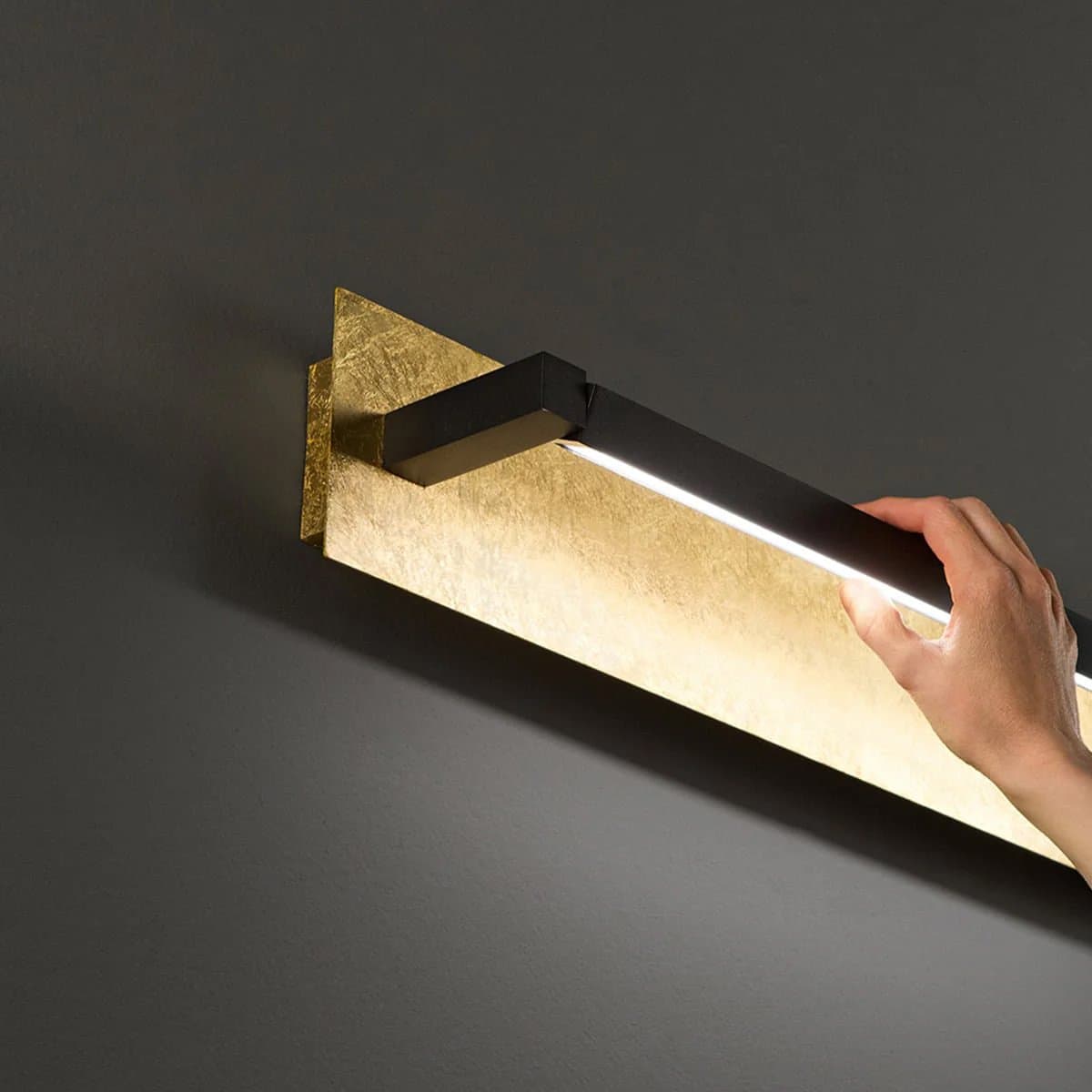 Applique orientabile Perenz FOGLIA 8436 FO CT LED CCT 1440LM nero opaco foglia oro - 4