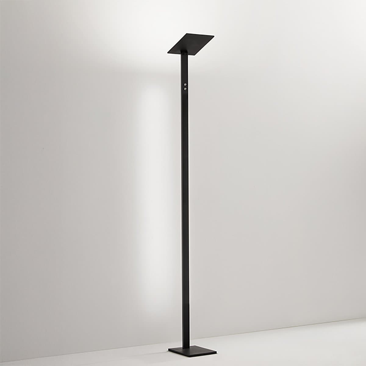 Piantana moderna led Perenz QUADRA 8224 N CT LED CCT 3060Lm dimmerabile orientabile - 3