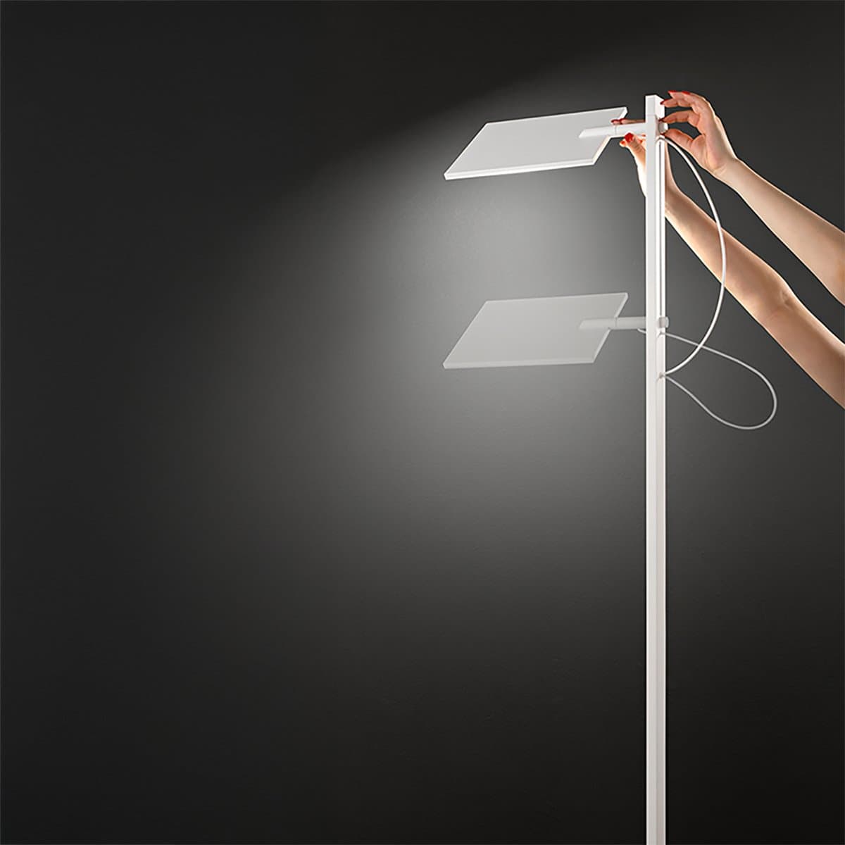 Piantana moderna led Perenz RADIANTE 8266 B CT LED CCT 2160Lm dimmerabile orientabile - 3