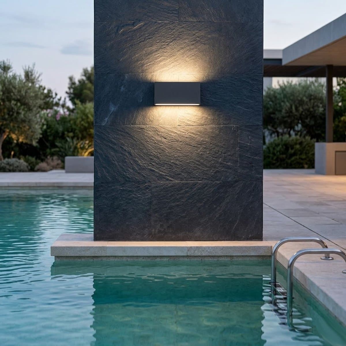Applique LED Top Light MADRID 18 IP65 CCT biemissione alluminio vetro - 4