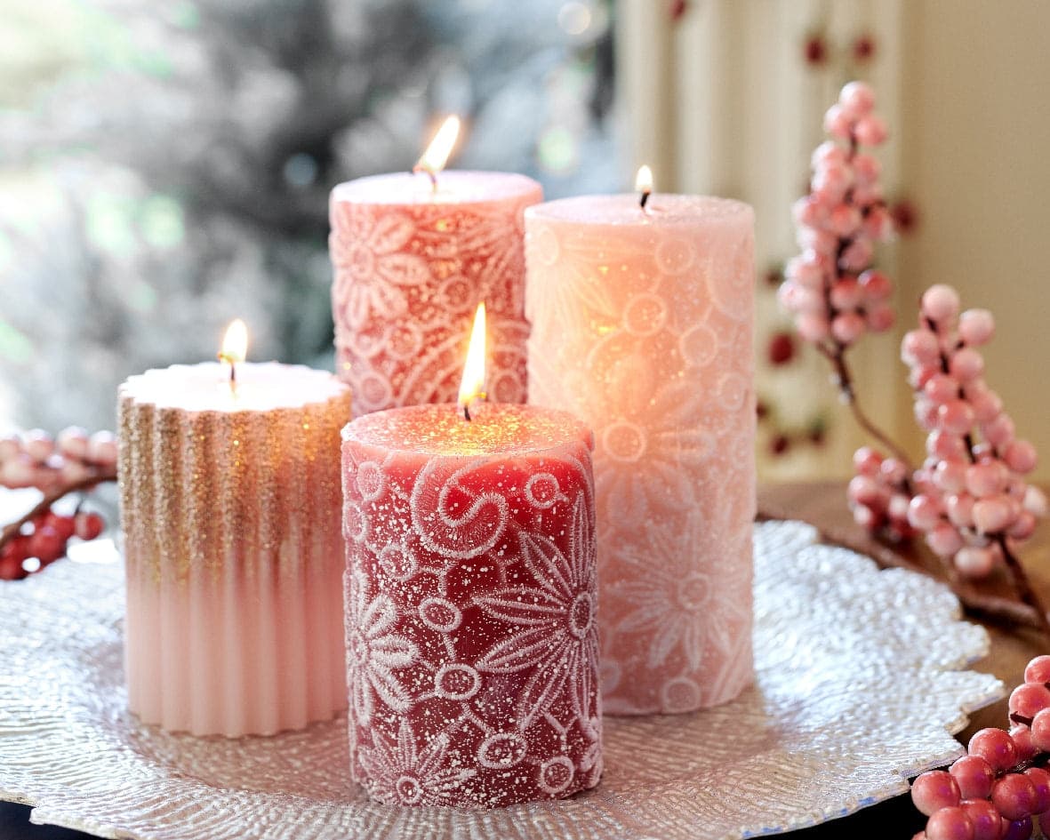 Candela decorativa in cera rigata con Glitter color Rosa Blush - 3