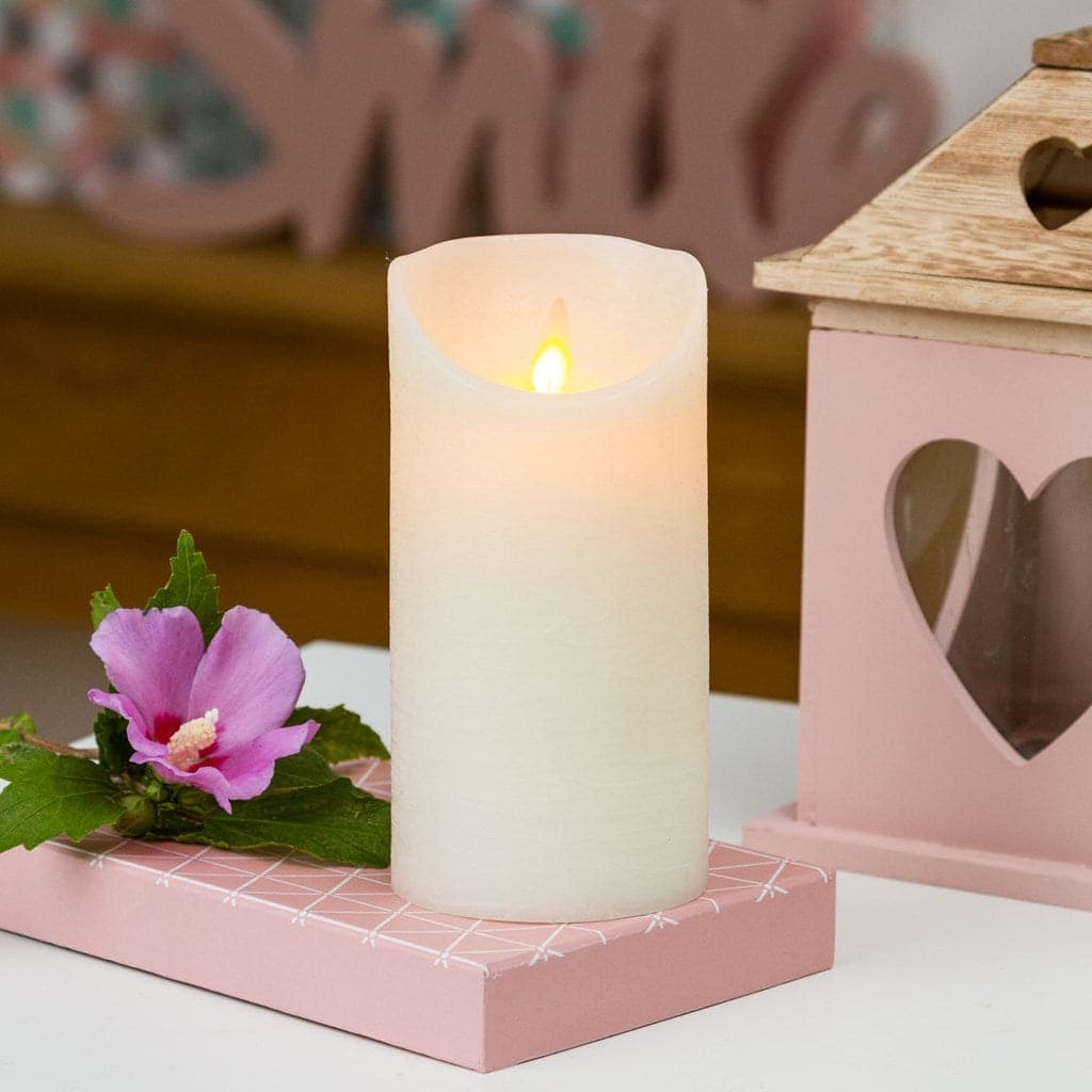 Candela in cera Bianca con luce a led effetto realistico h 15 cm - 2