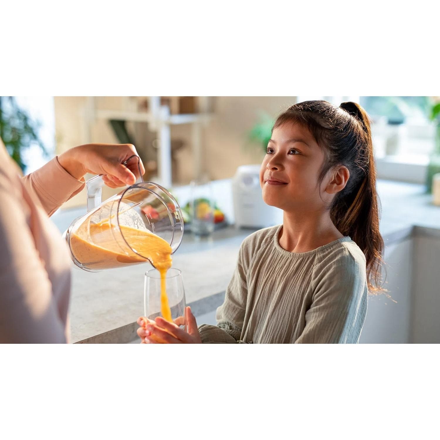 Philips Serie 3000 Series 3000 HR2041/00 Frullatore con tecnologia ProBlend, 450 W, 1,9 l - 10