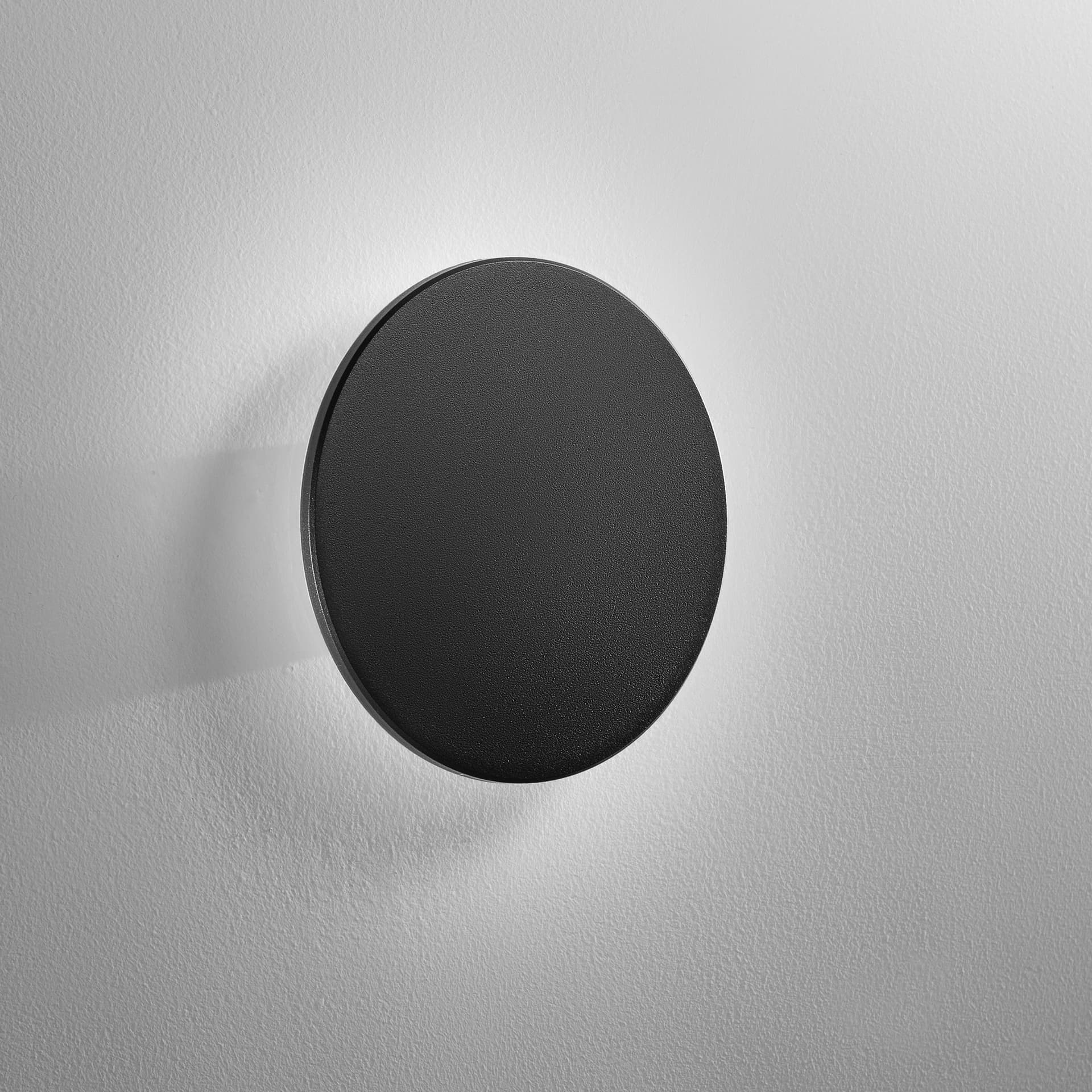 PLAFONIERA LED ZODIAC NERA 18W 2450LM CCT IP65 25X4,7CM - 2