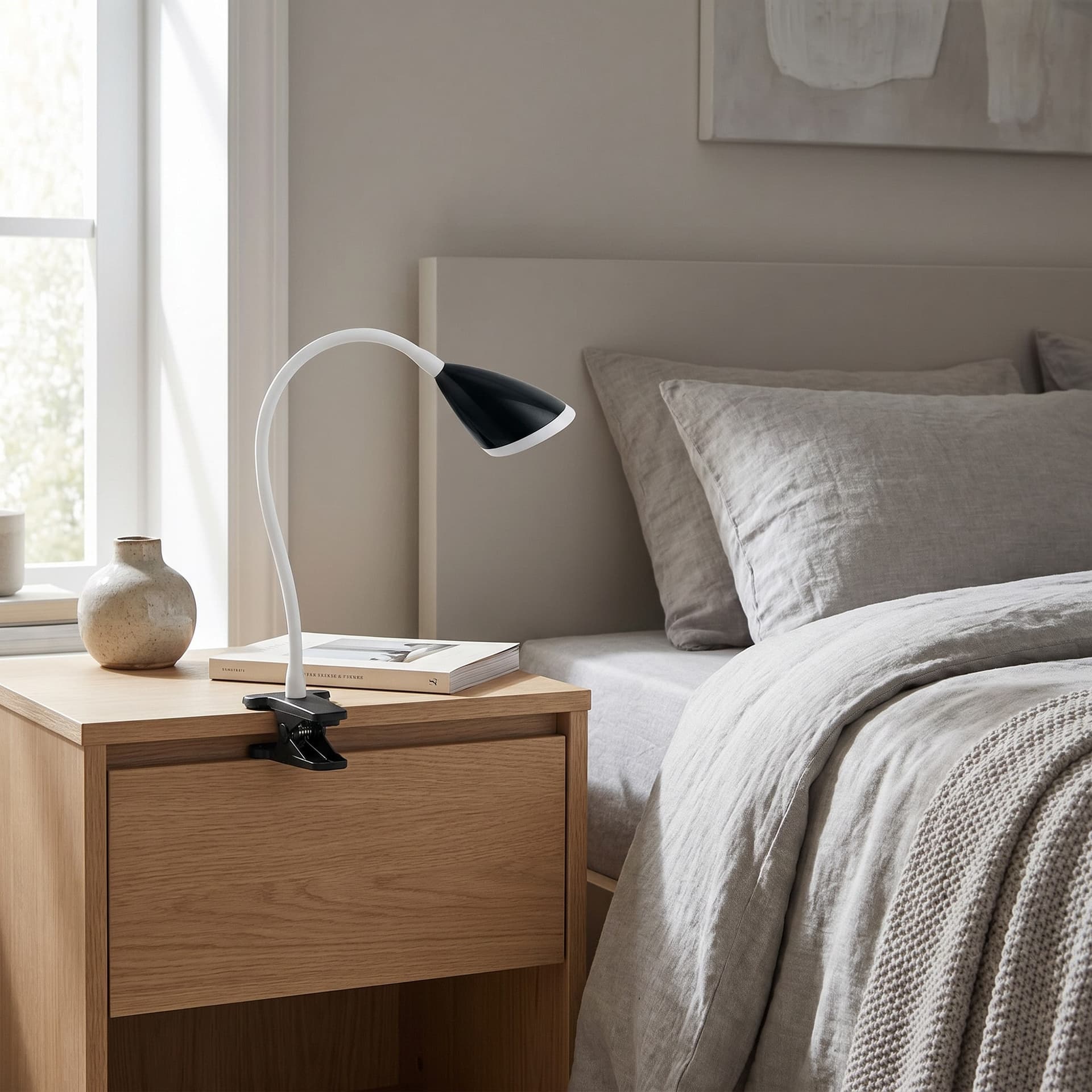 Lampada a Pinza LED Adatta scrivanie di camere e uffici Disponibile in 3 varianti Faretto flessibile 3.2W 4000K - 2