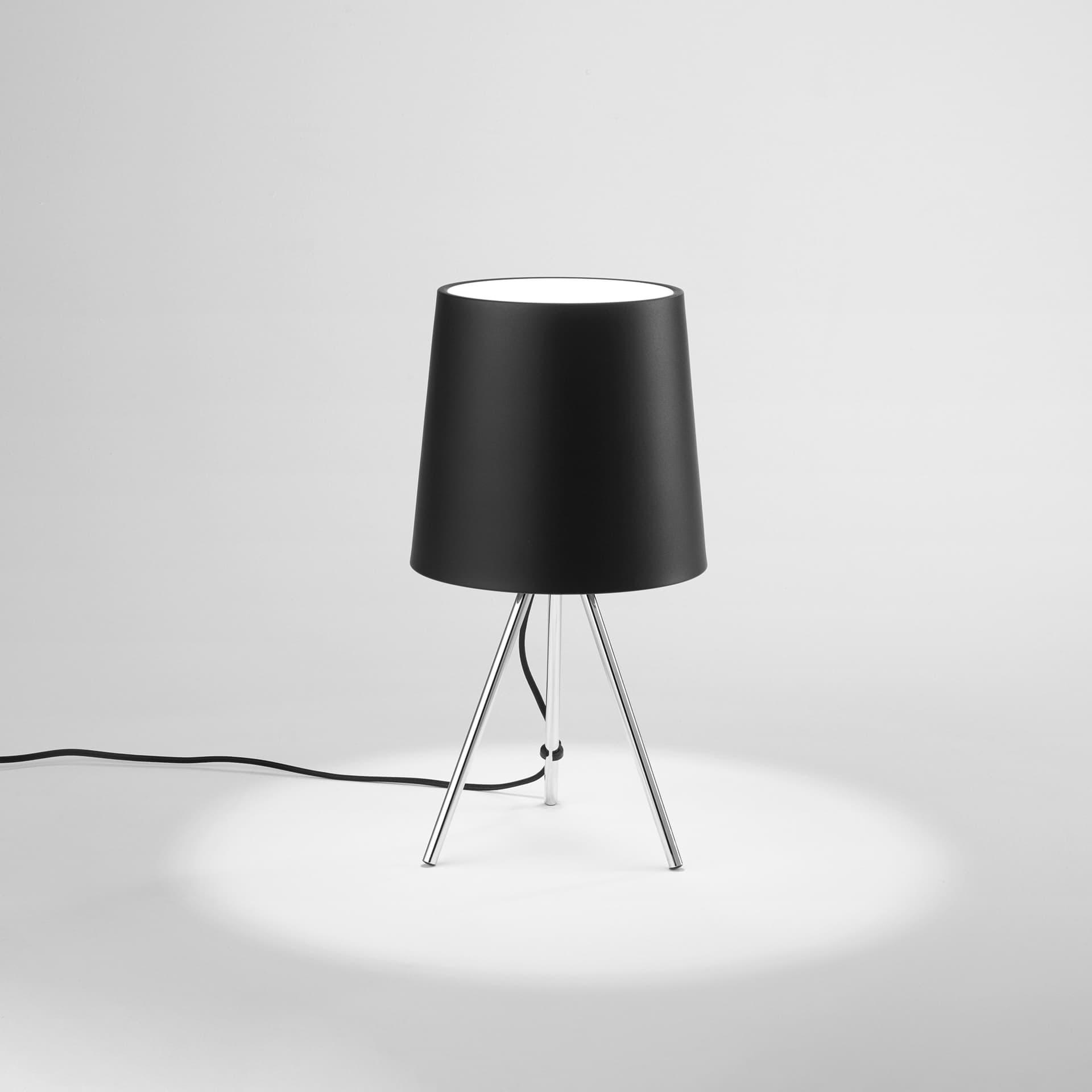 Lampada da Tavolo a treppiede In alluminio Disponibile in 4 varianti Lume moderno E14 - 15