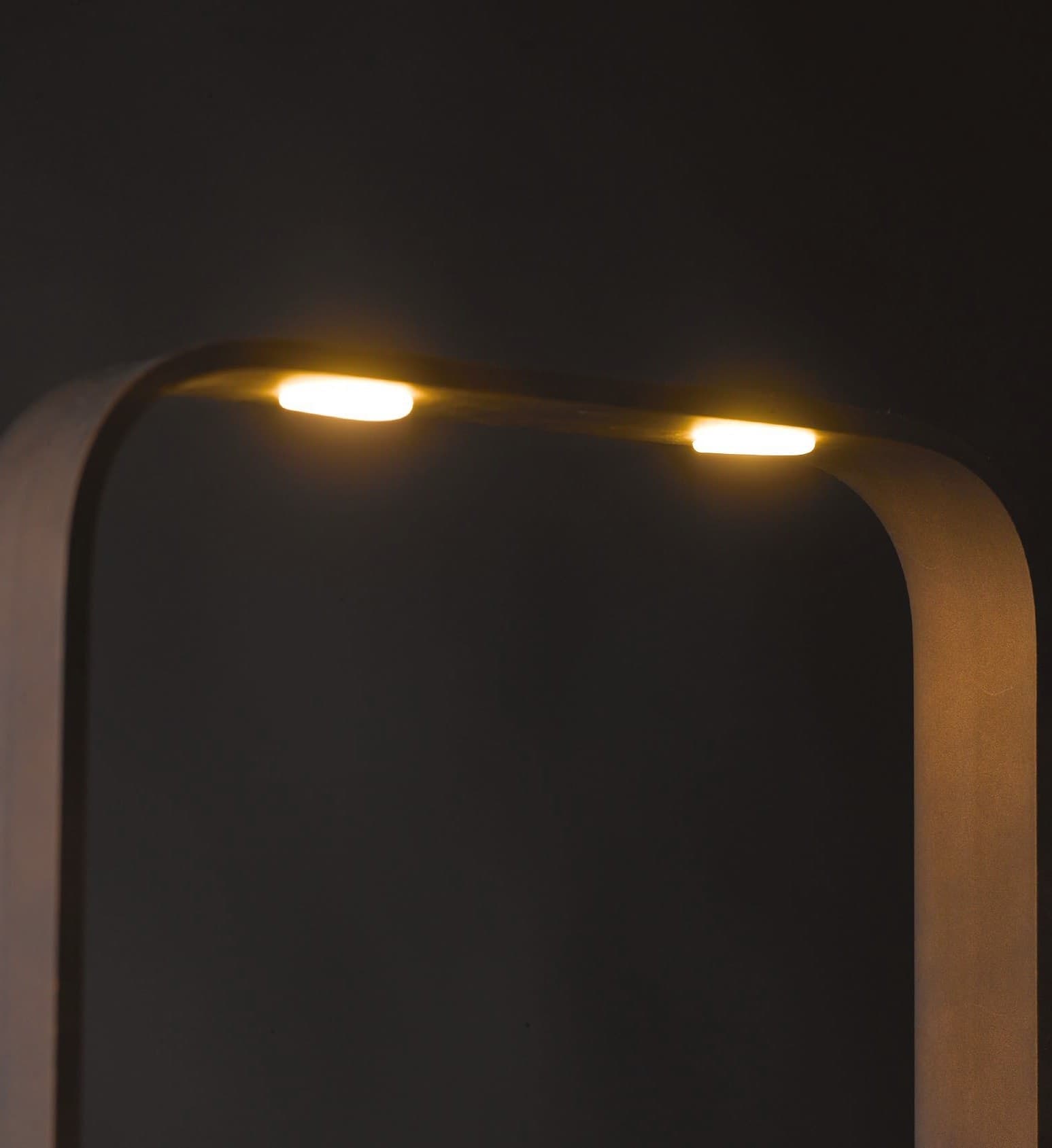Piantana da terra 2x8W a led caffè NOOK - 3