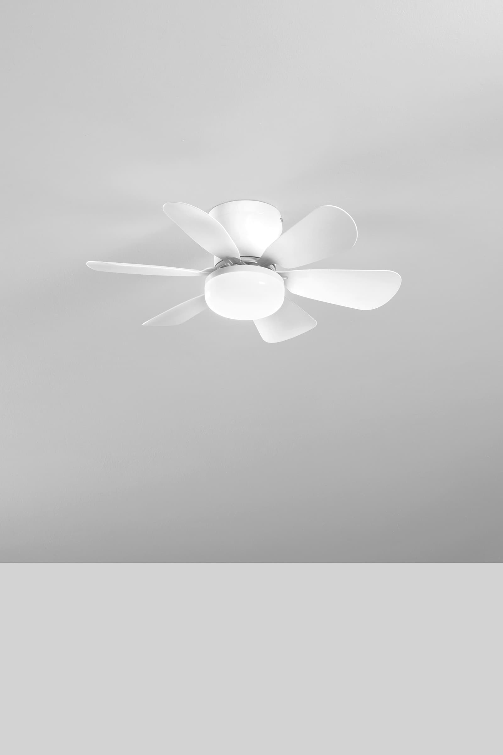 Plafoniera LED 10W con Ventilatore e Telecomando Bianco o Nero - 10