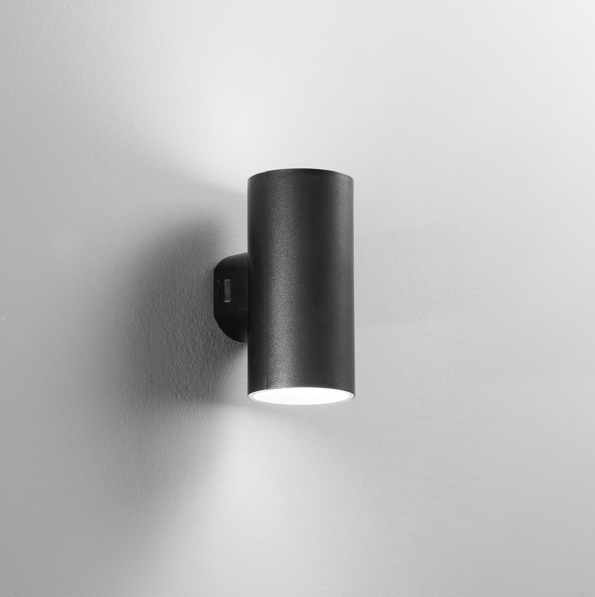 Applique Moderna LED in Bianco o Nero - 5