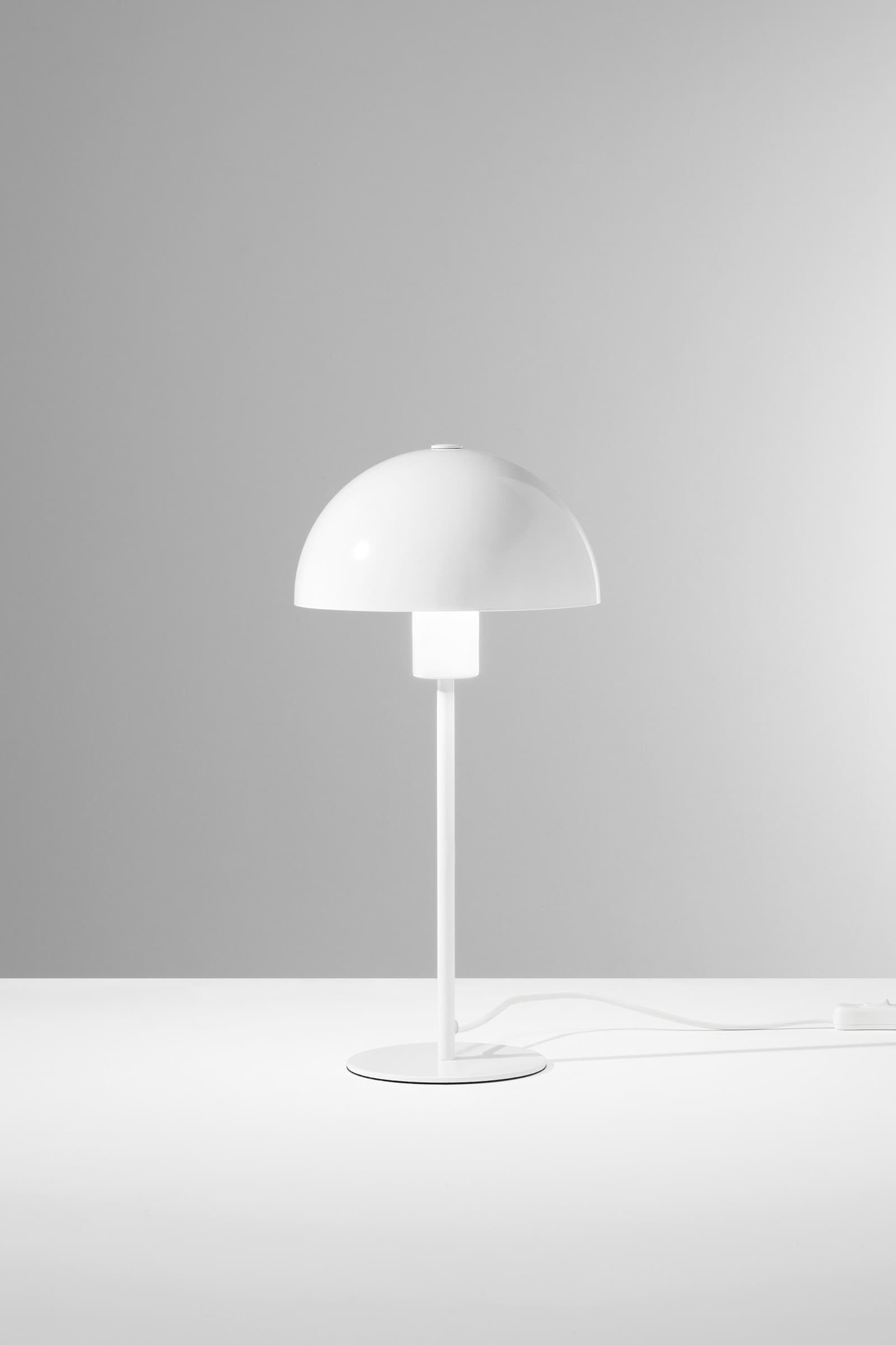Lampada in metallo design moderno e stiloso disponibile in 5 varianti  1XE27 - 16