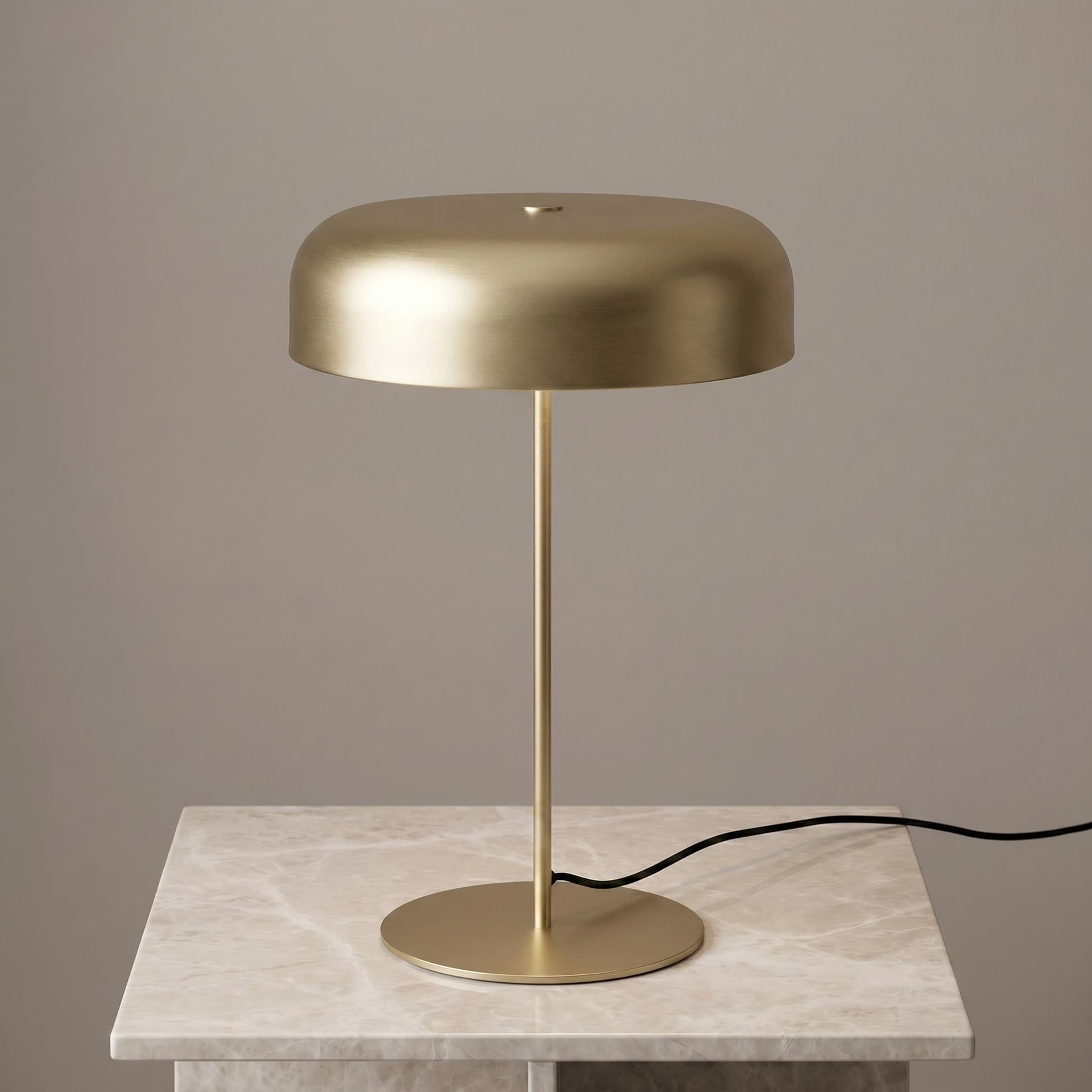 Lampada da tavolo o comodino ideale per ufficio e living disponibile in 3 varianti 1XE14 - 11