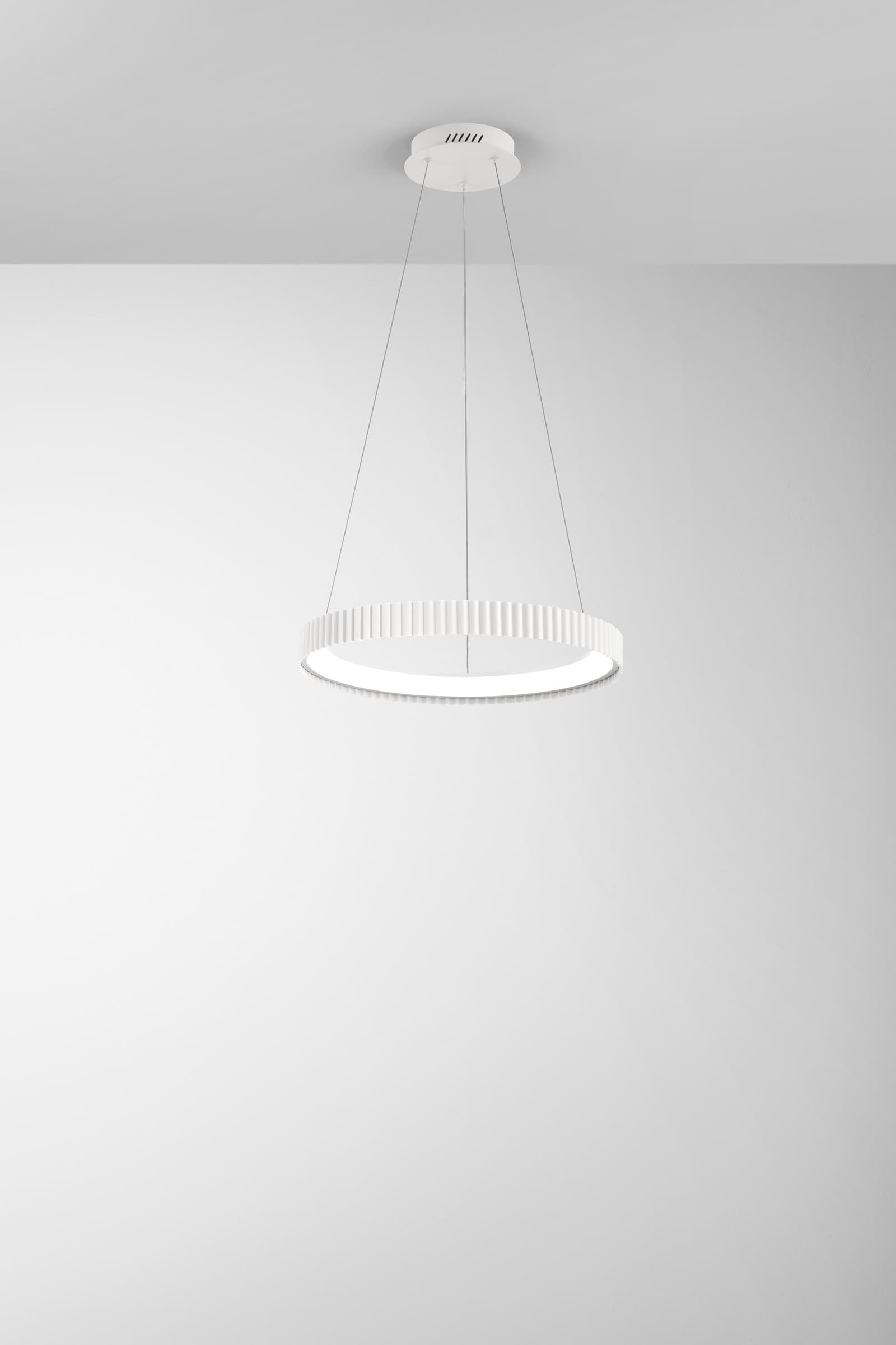 Sospensione LED 40W in metallo Illuminazione moderna Disponibile in 3 varianti - 10
